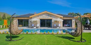Çocuk Havuzlu Villalar & Aile Boyu Güvenli Tatil Keyfi