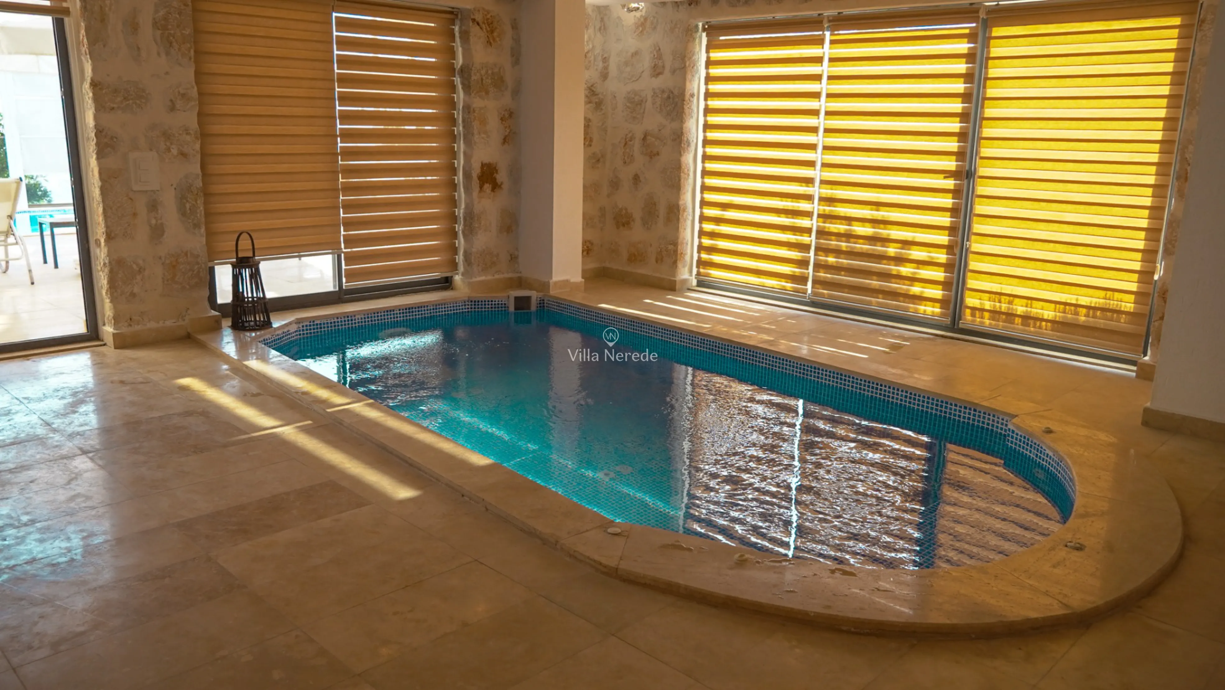 antalya-kas-kalkan-haftalik-gunluk-kiralik-villa-14_98.jpg