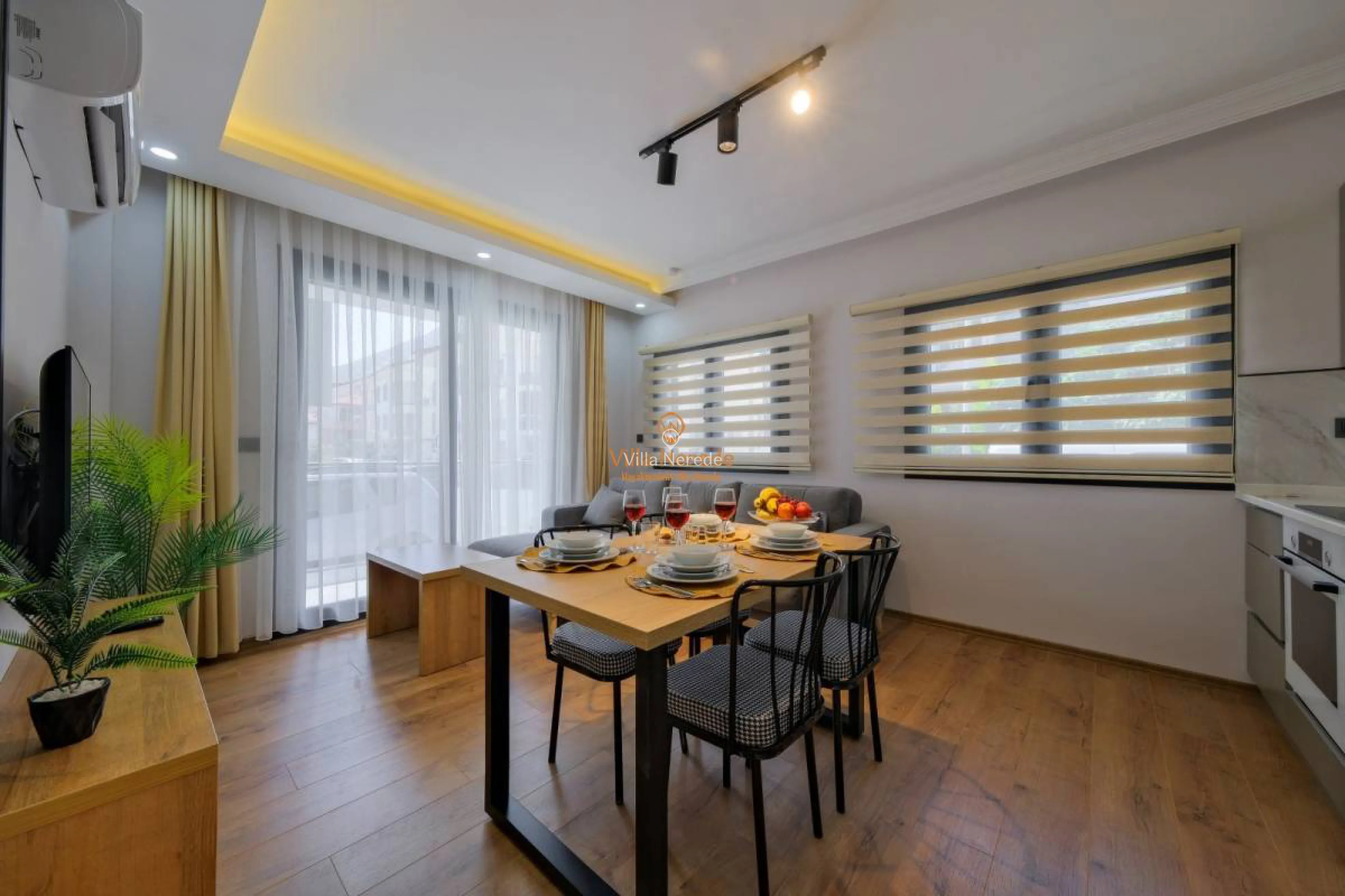 light-suite-apart-1-377030535-b.jpg