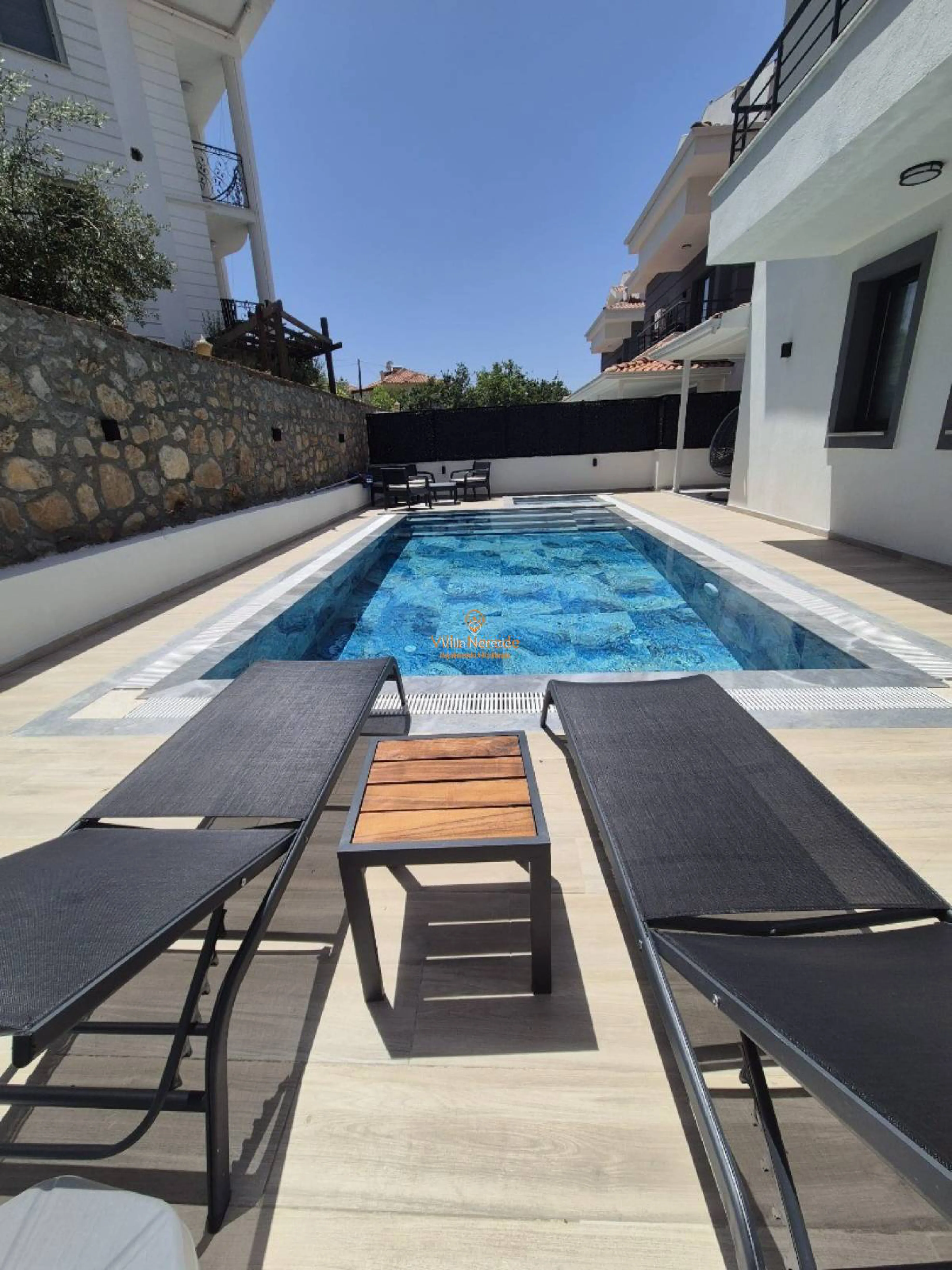 villa-agan-1-1144527237-b.jpg