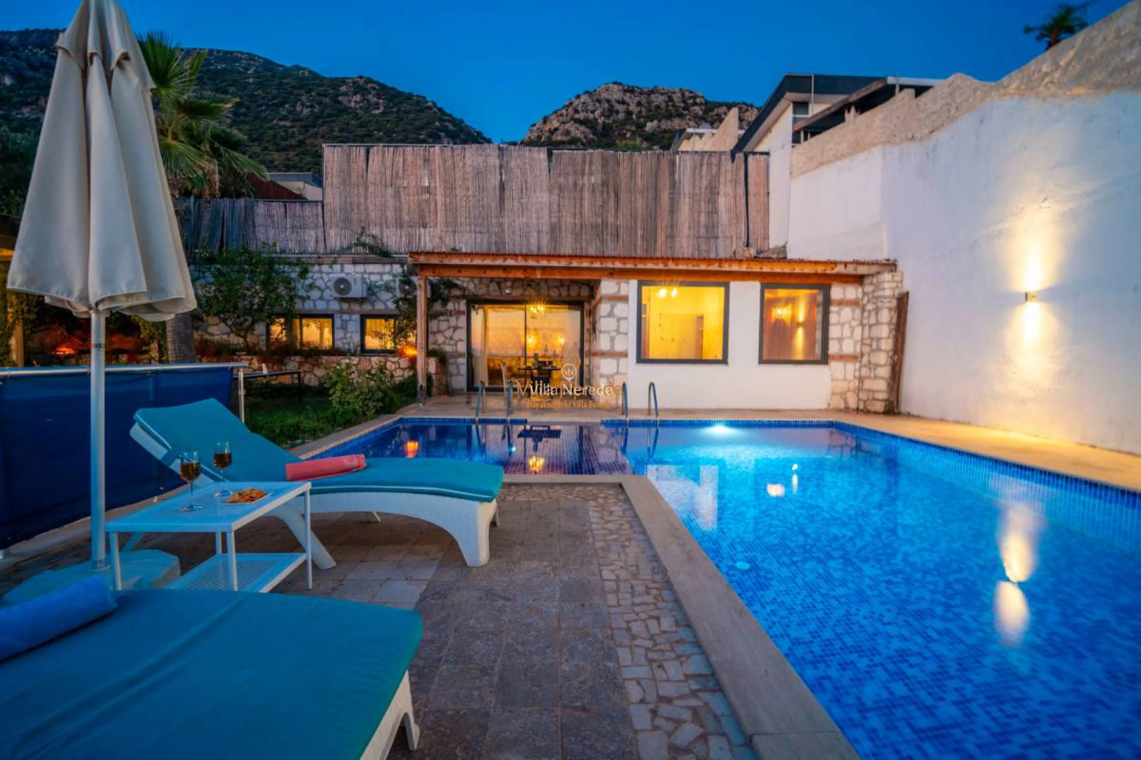 villa-anahita-1032898376-b.jpg