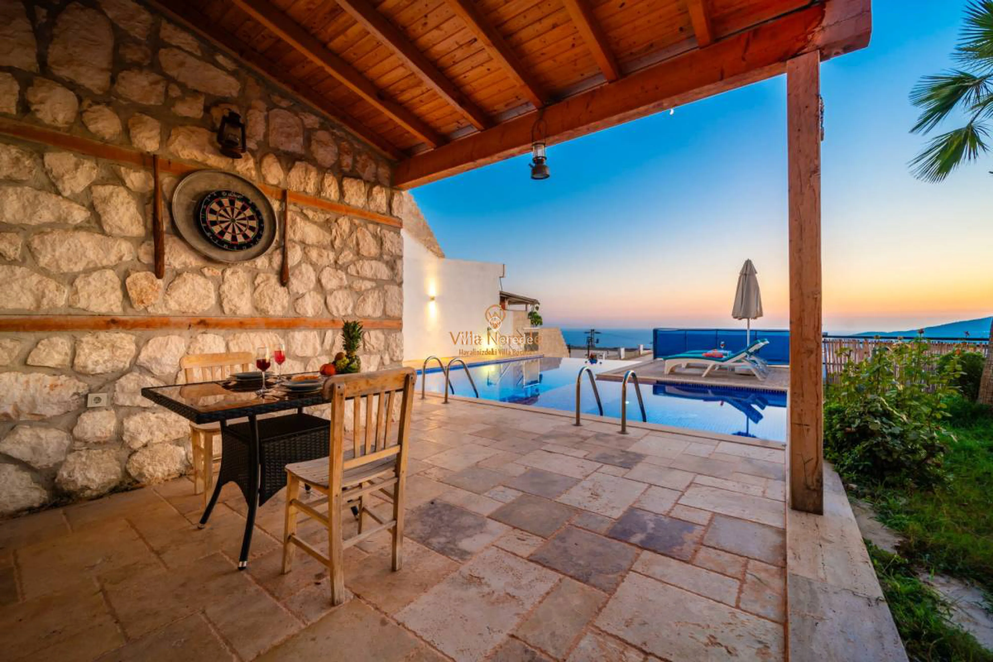 villa-anahita-2329690869-b.jpg