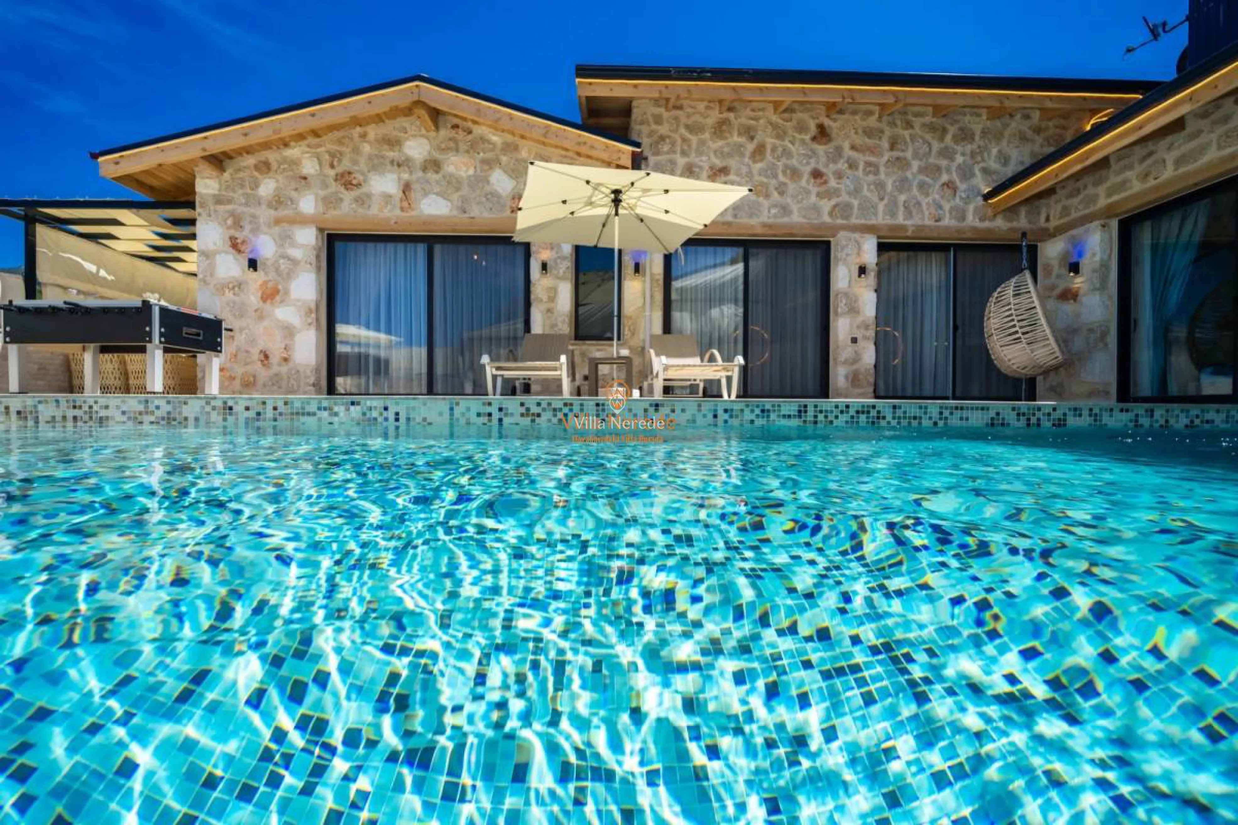 villa-anemon-1-128930901-b.jpg