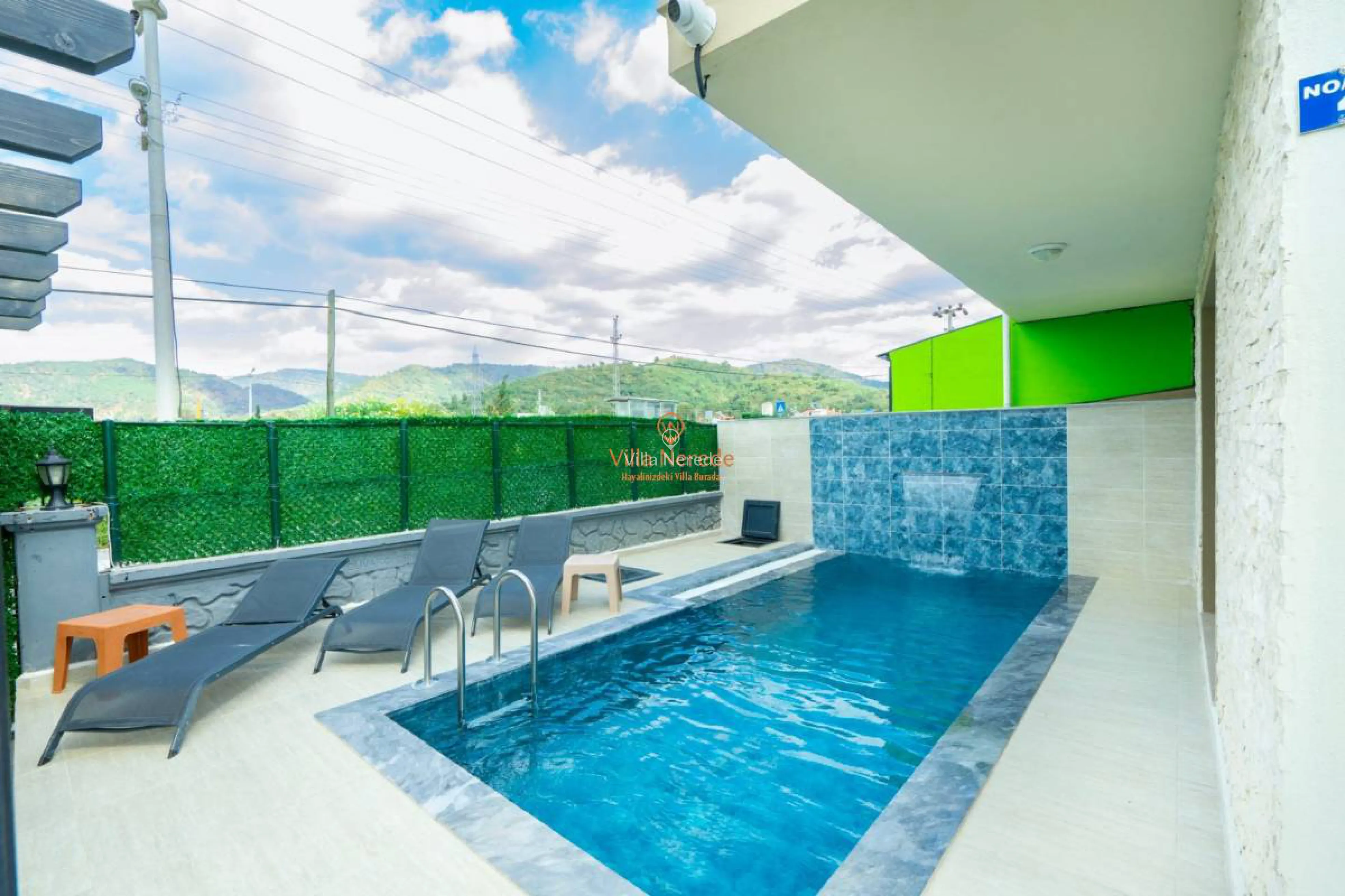 villa-arin-home-985941951-b.jpeg