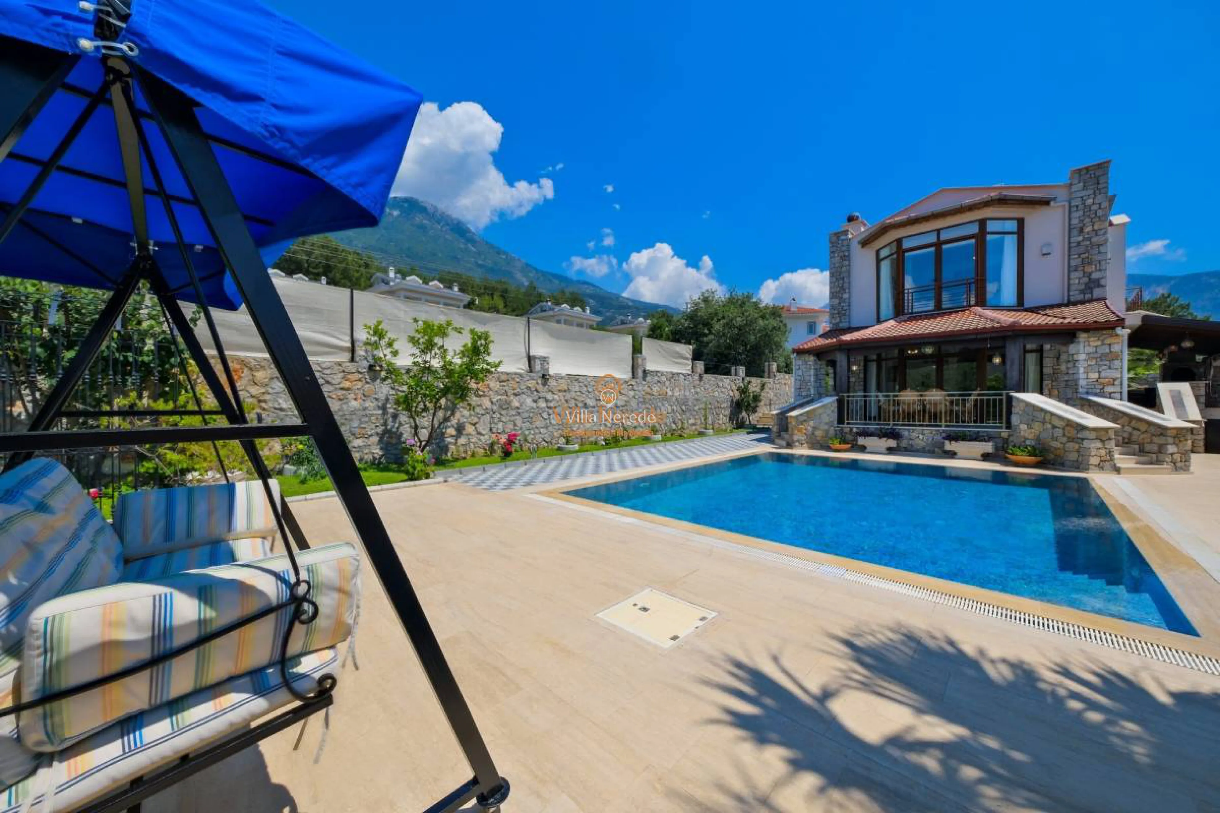 villa-batu-1169642268-b.jpg