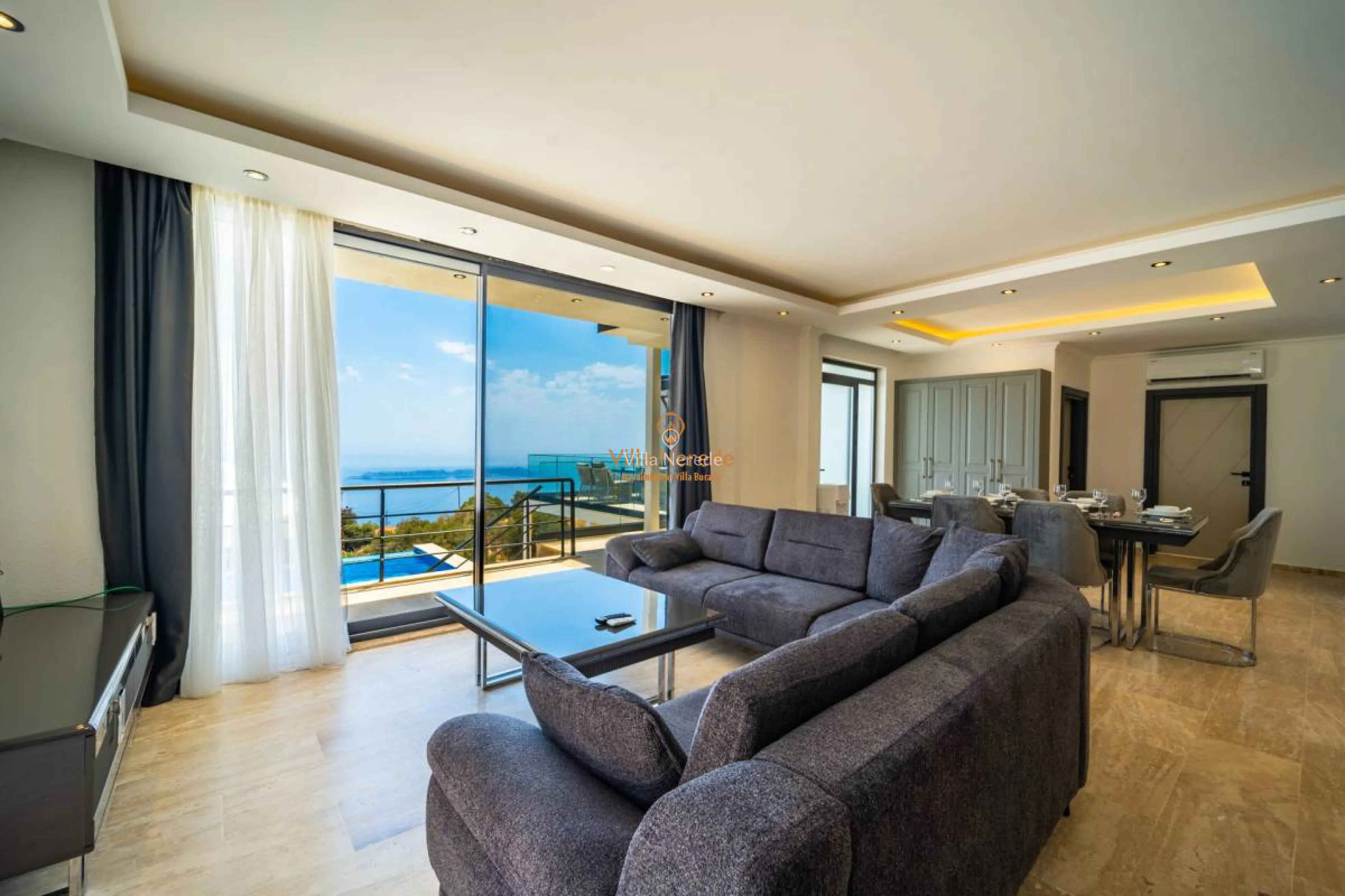 villa-bella-rose-244764698-b.jpg