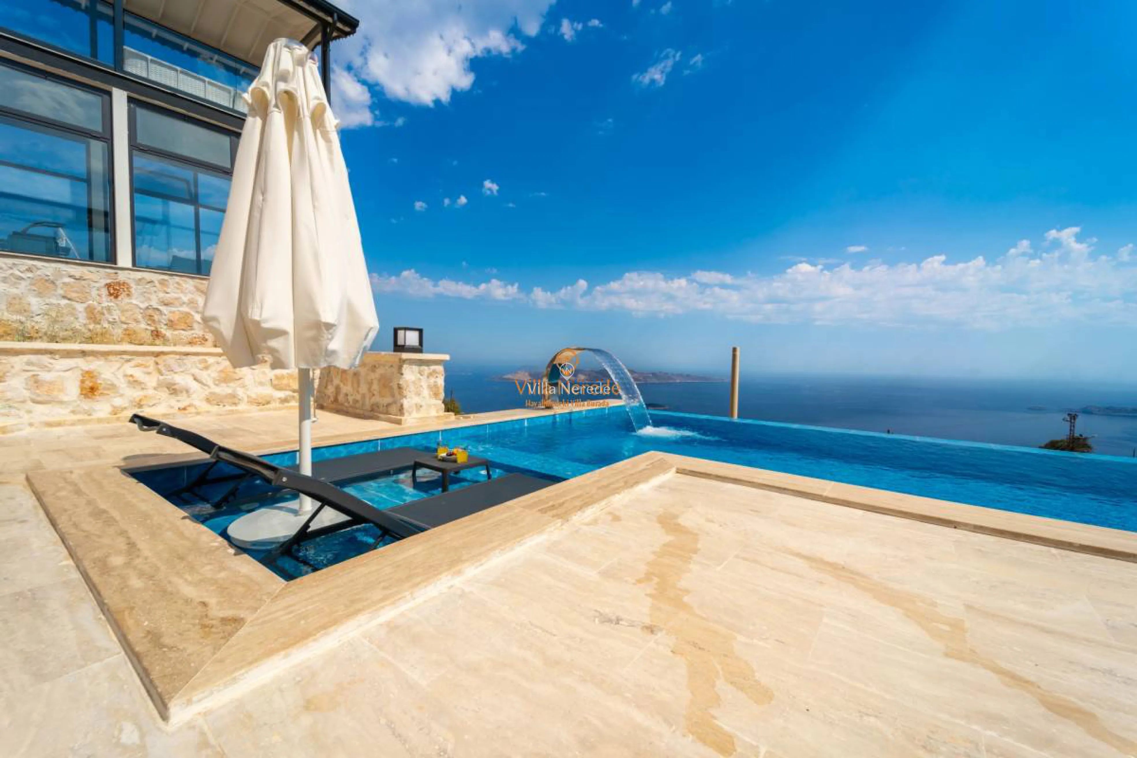 villa-bella-rose-987923136-b.jpg