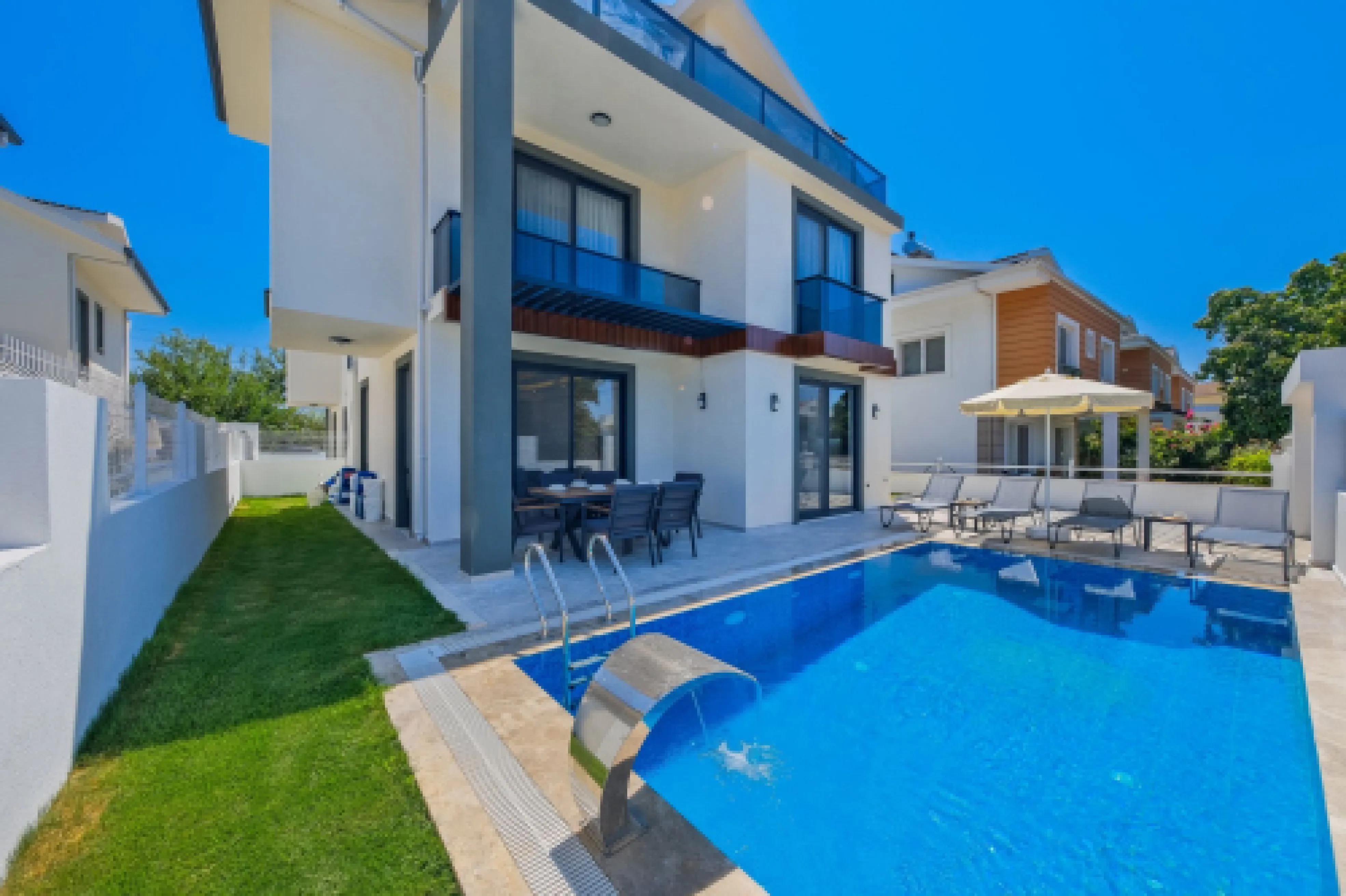 Villa Can 2 - Muhafazakar Havuz Alanlı Kiralık Villa
