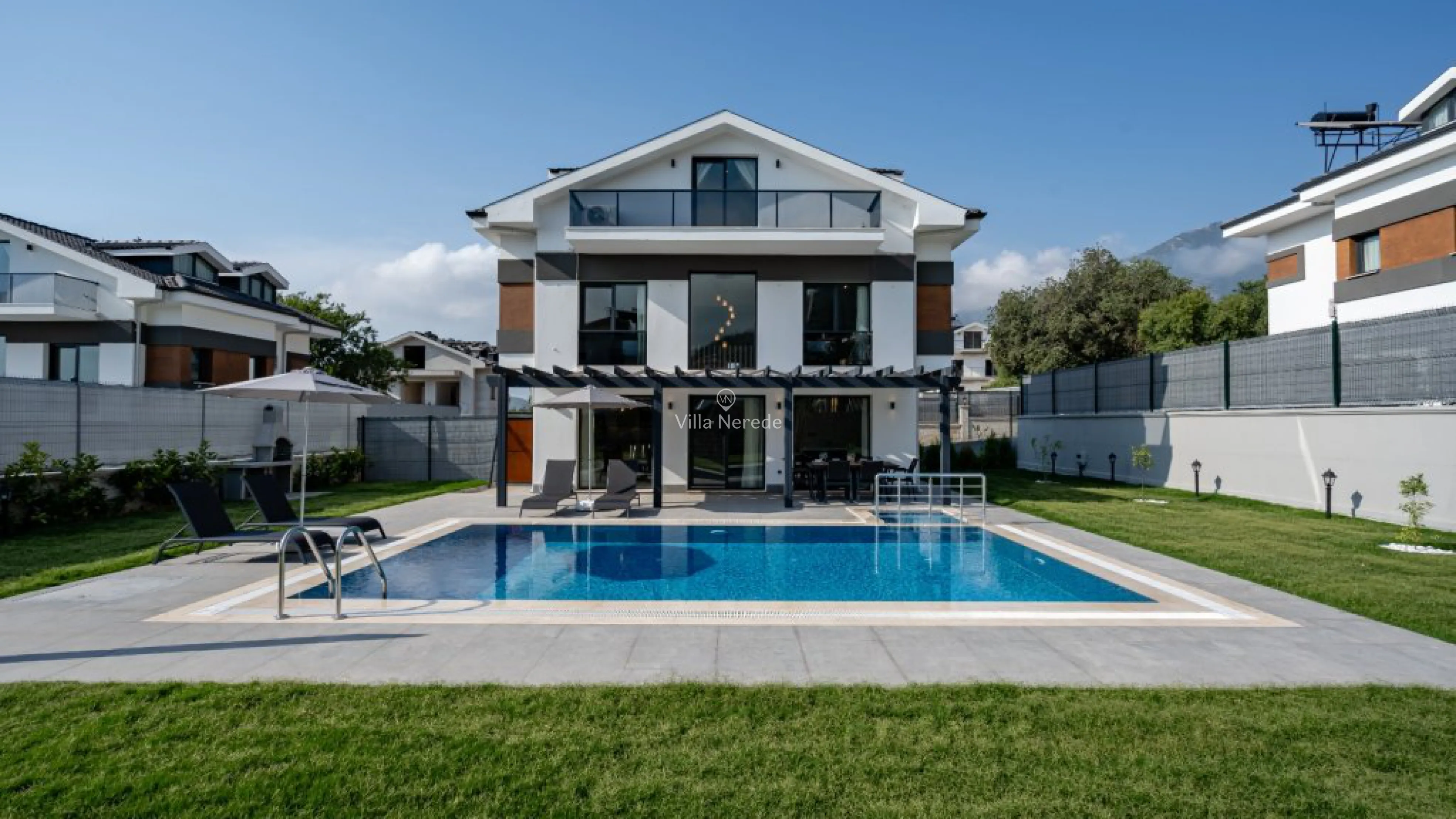villa-dream-1-834471964-b.jpg