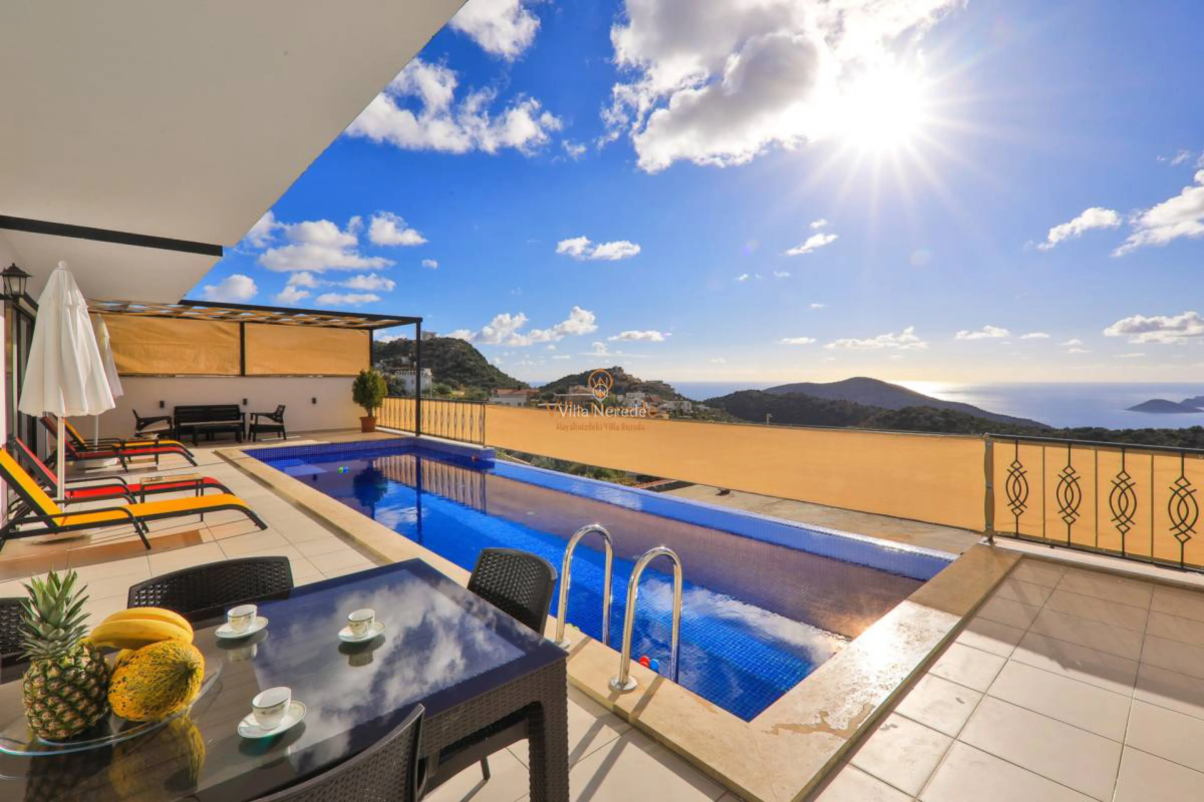 villa-dream-house-2138462104-b.jpg