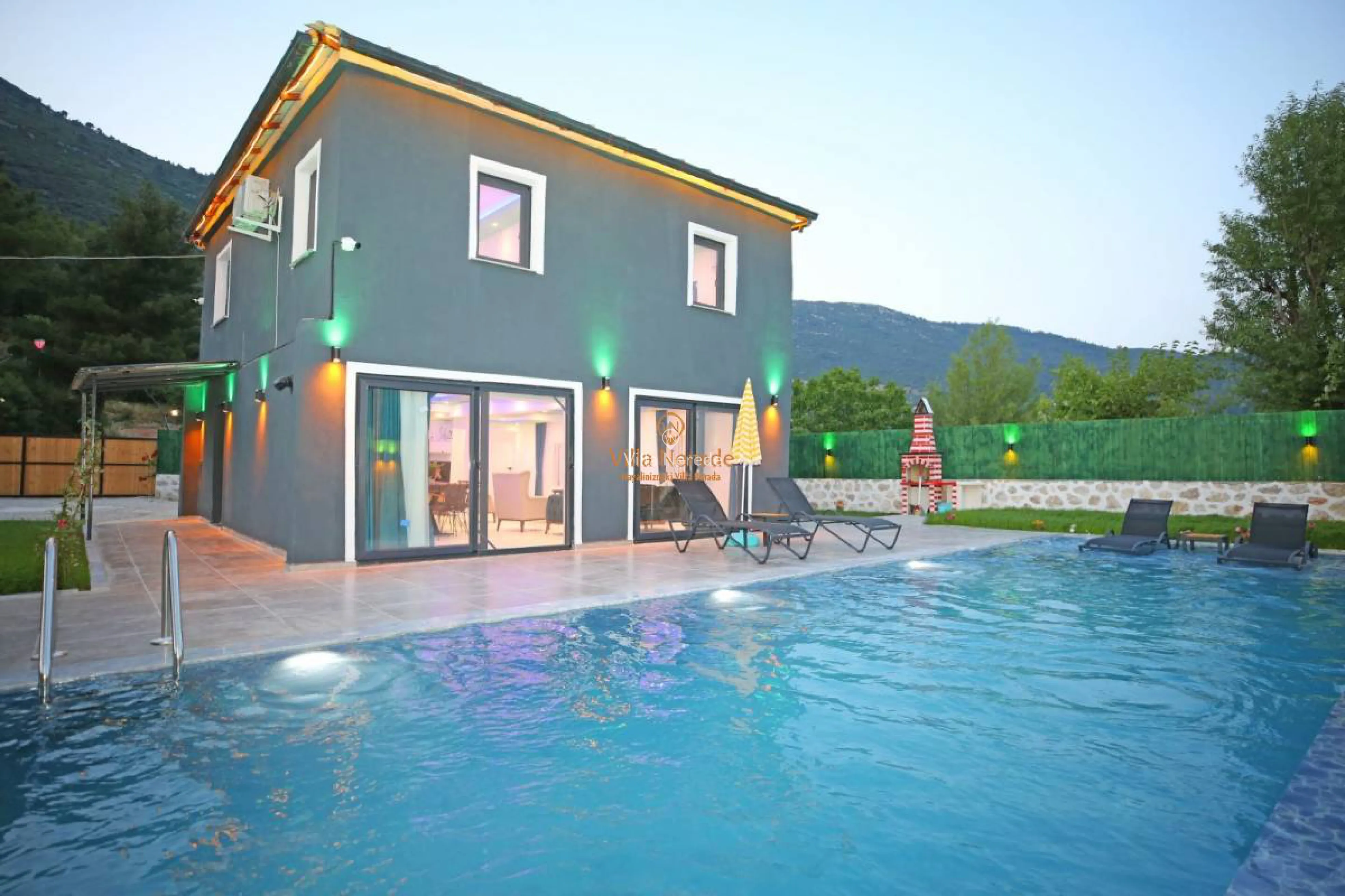 villa-ecrinsu-1891749439-b.jpg