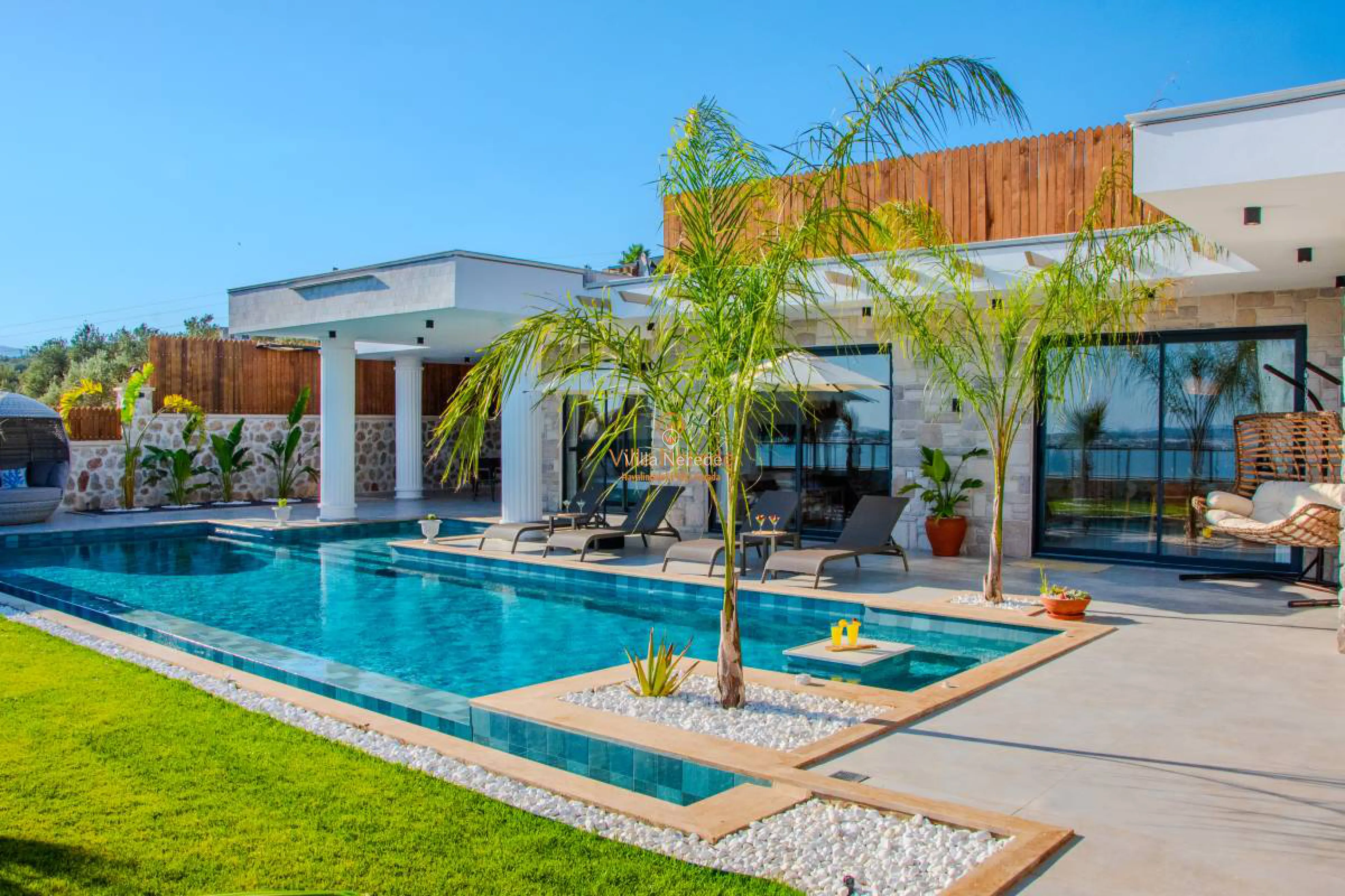 villa-elysium-1830144110-b.jpeg