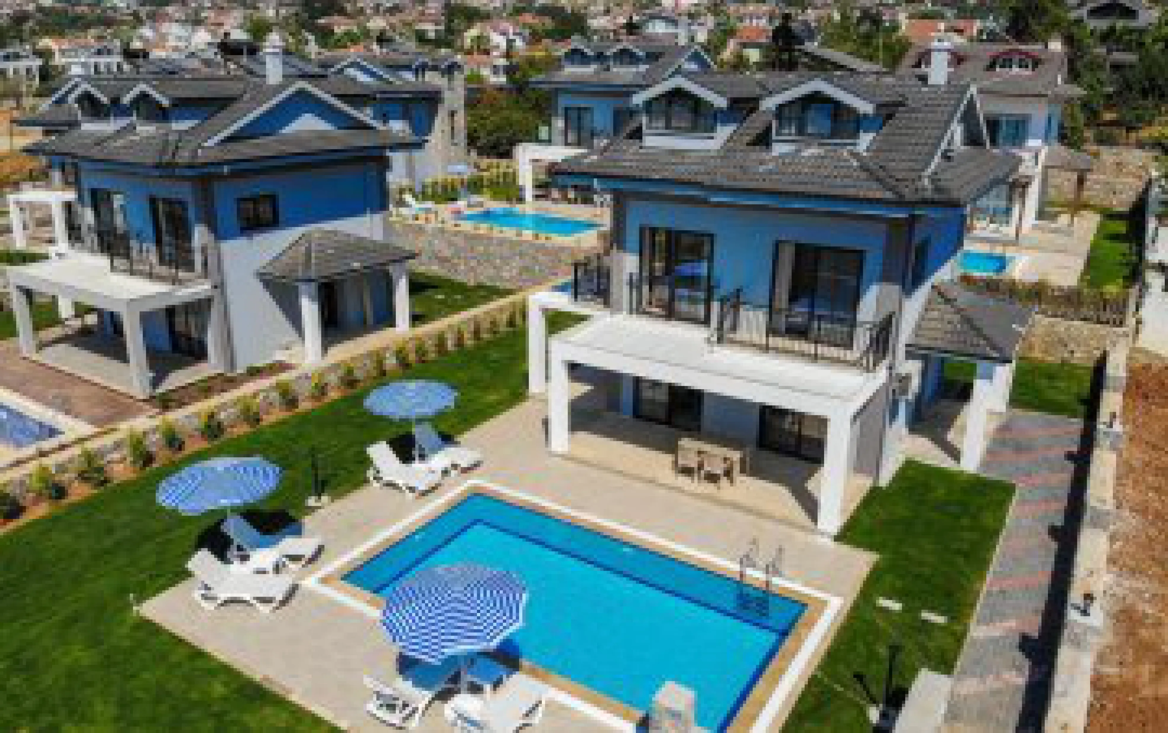 Villa Çağlar 4 - Muhafazakar Havuz Alanlı Kiralık Villa