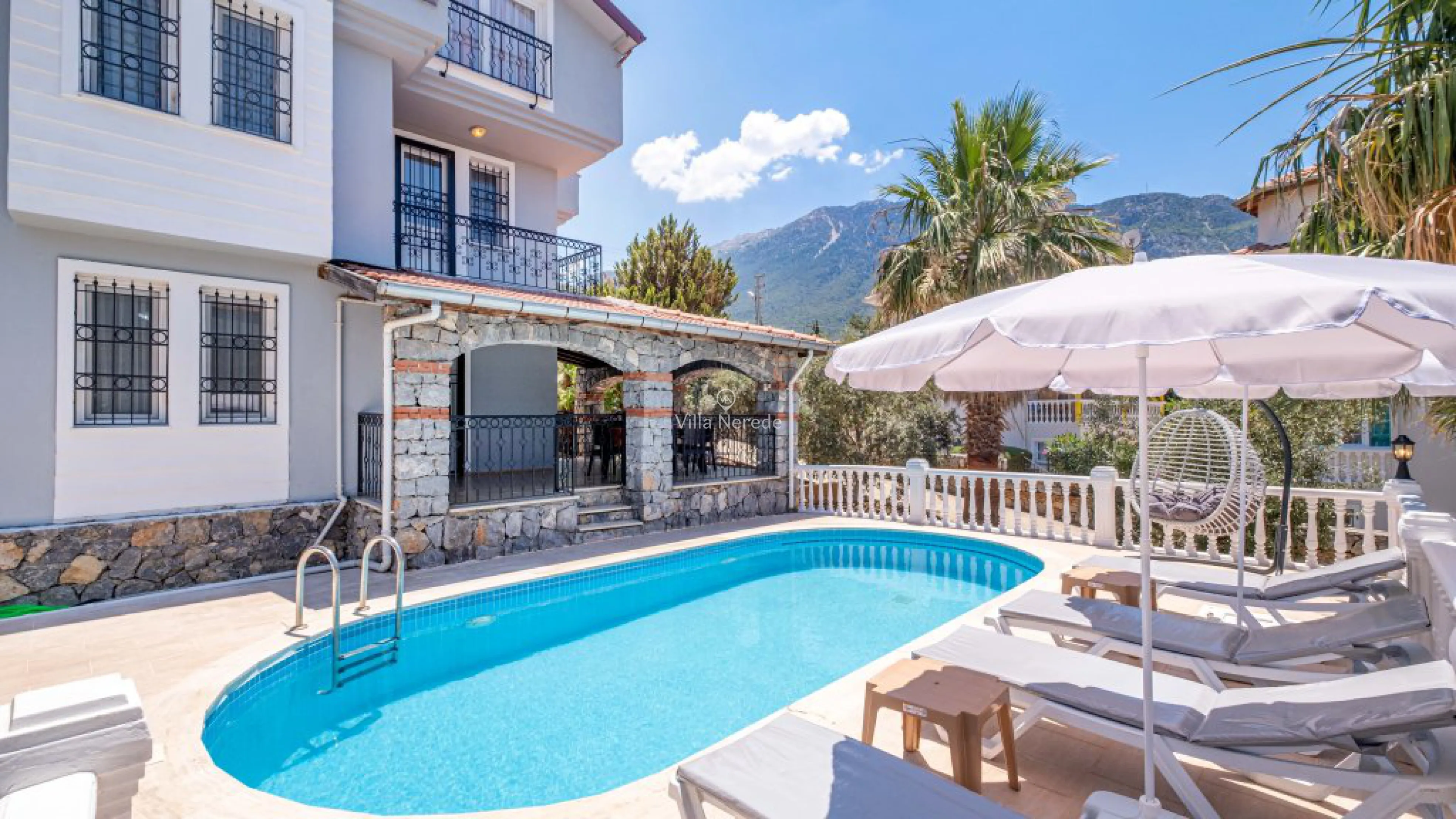 villa-erya-2-414331292-b.jpg