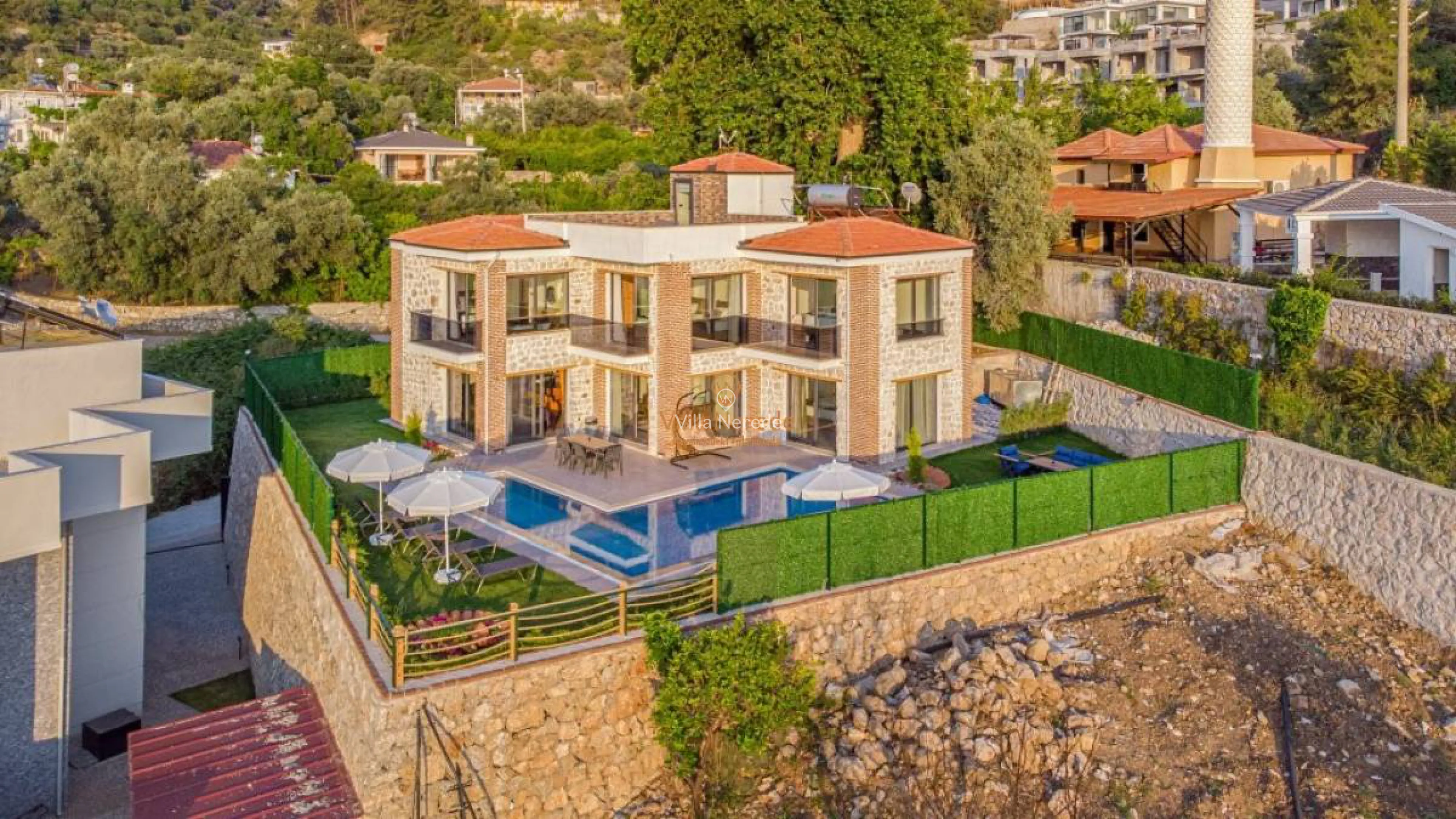 villa-esma-sultan-176048095-b.jpg