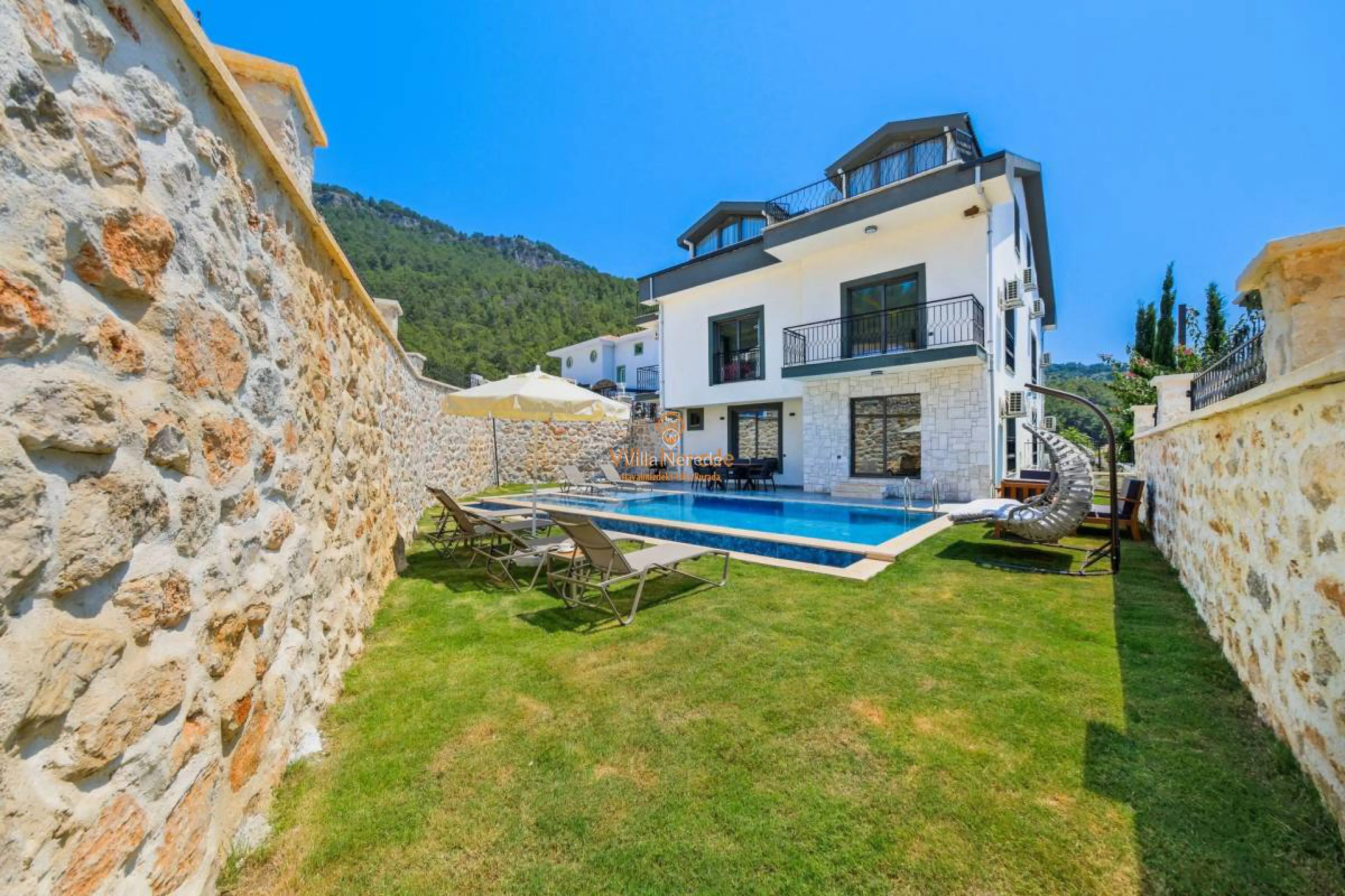 villa-famose-1-310771553-b.jpeg