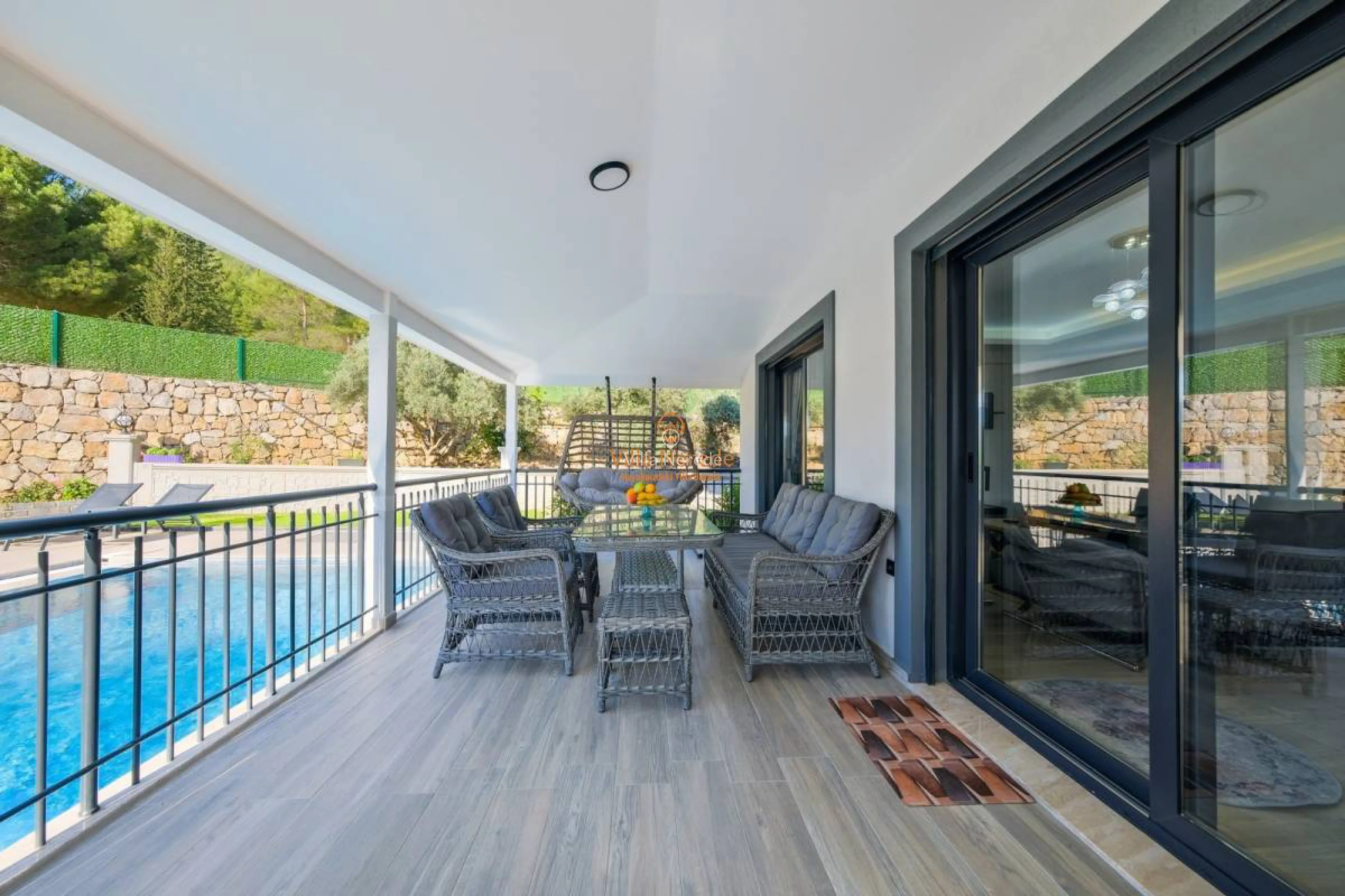 villa-geyran-breeze-199561963-b.jpg