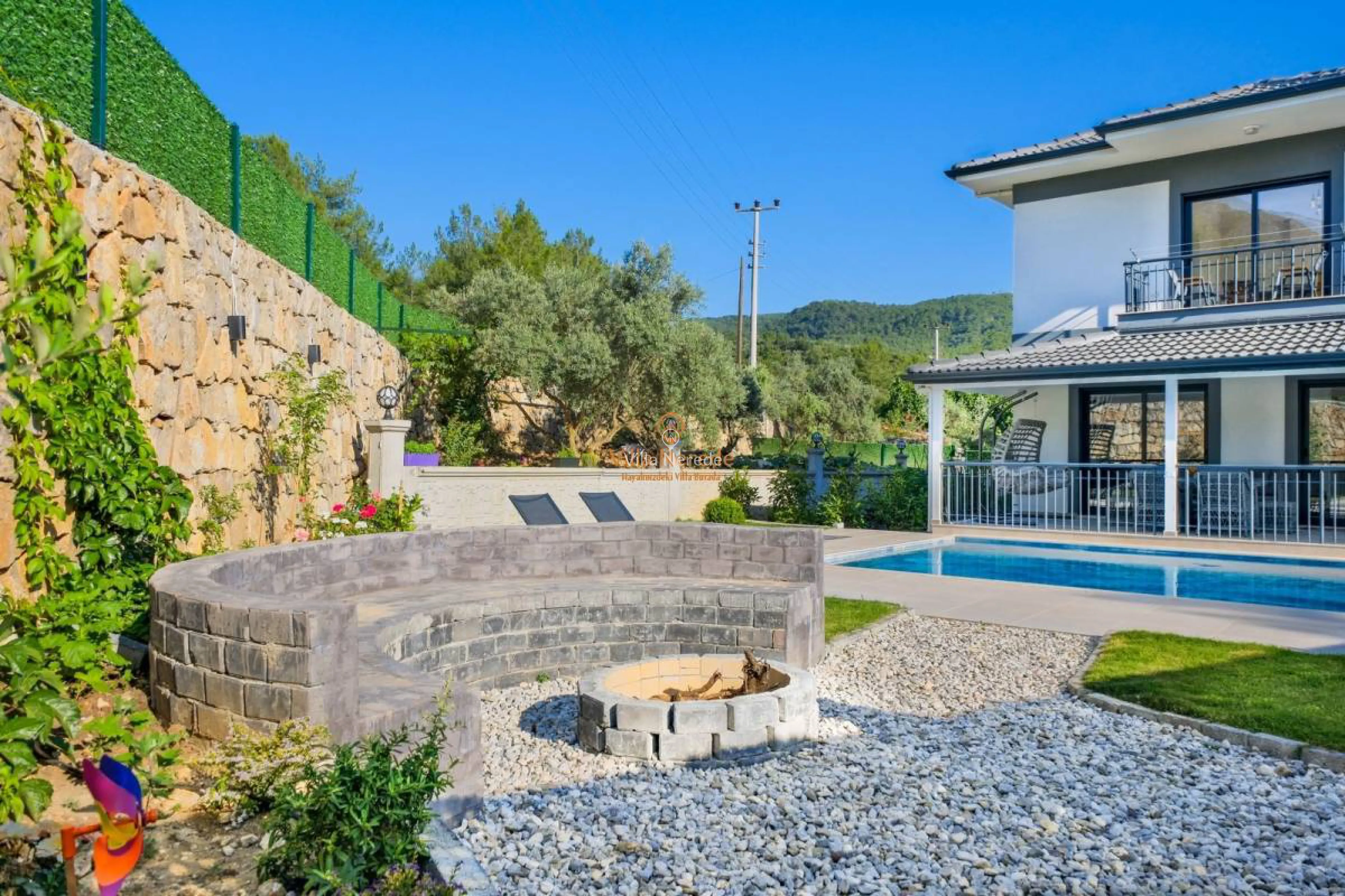 villa-geyran-breeze-2222339113-b.jpg