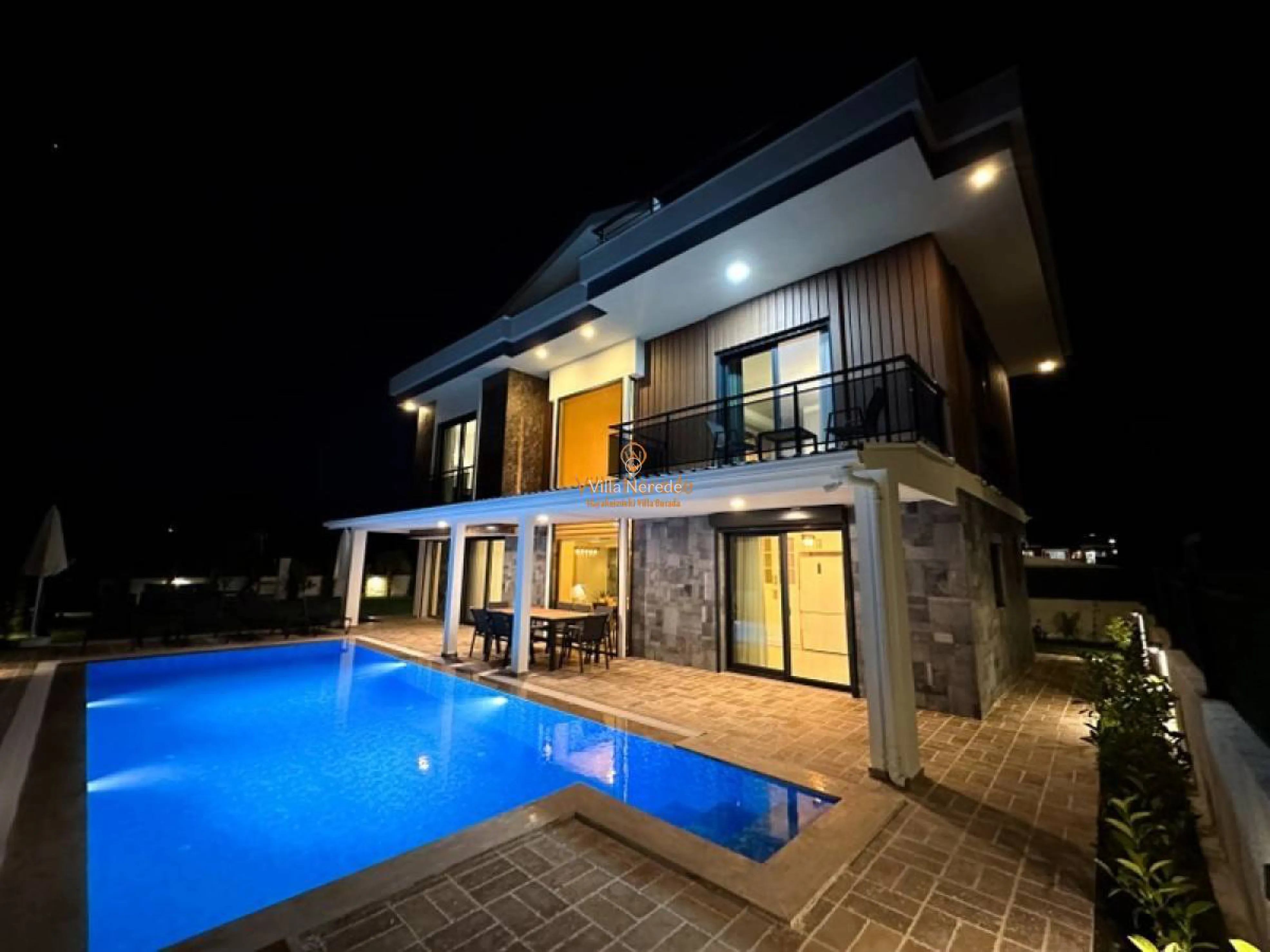 villa-jupiter-3-744251456-b.jpg