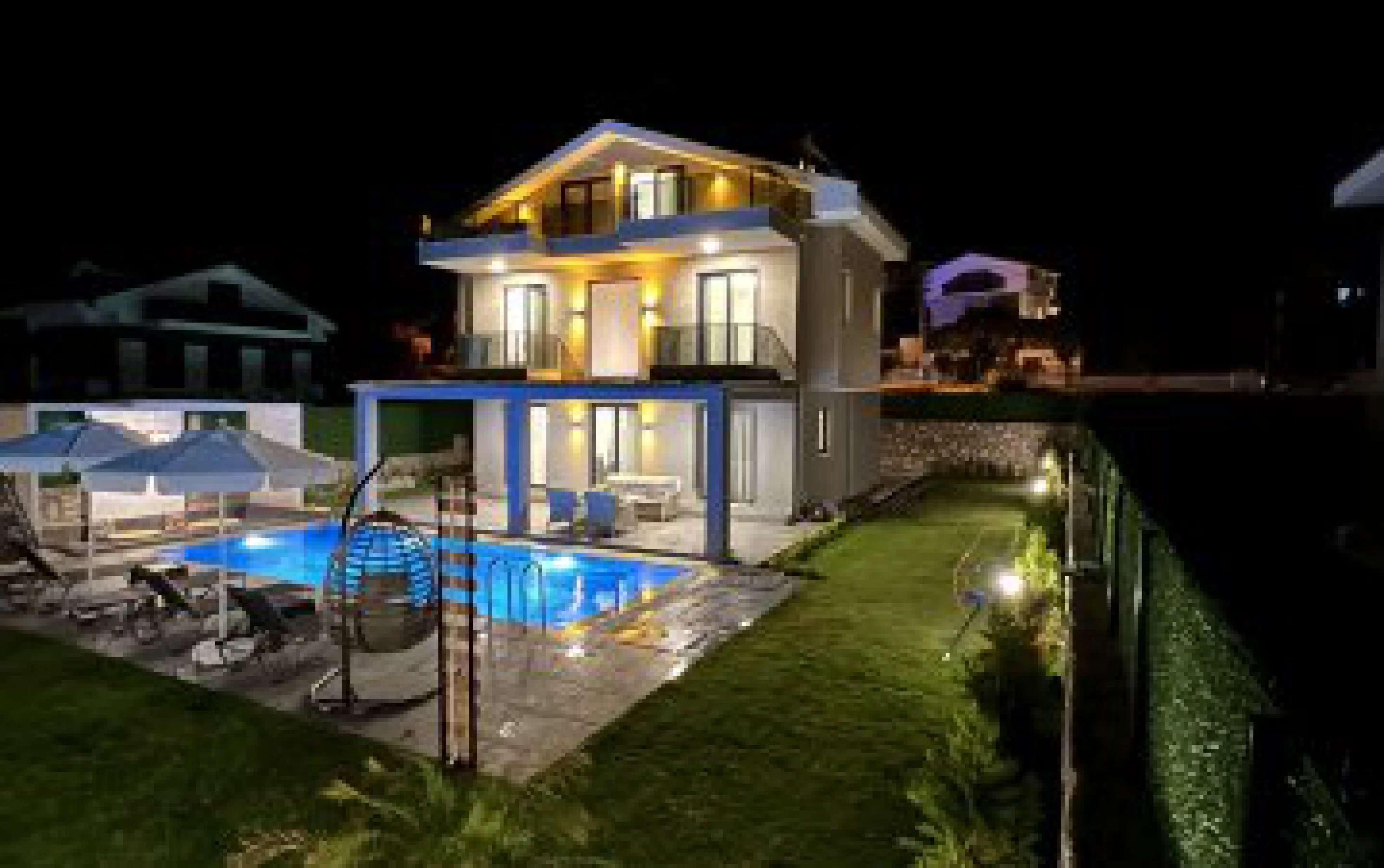 Villa Kayam - Merkeze Yakın, 6 Kişilik Kiralık Villa