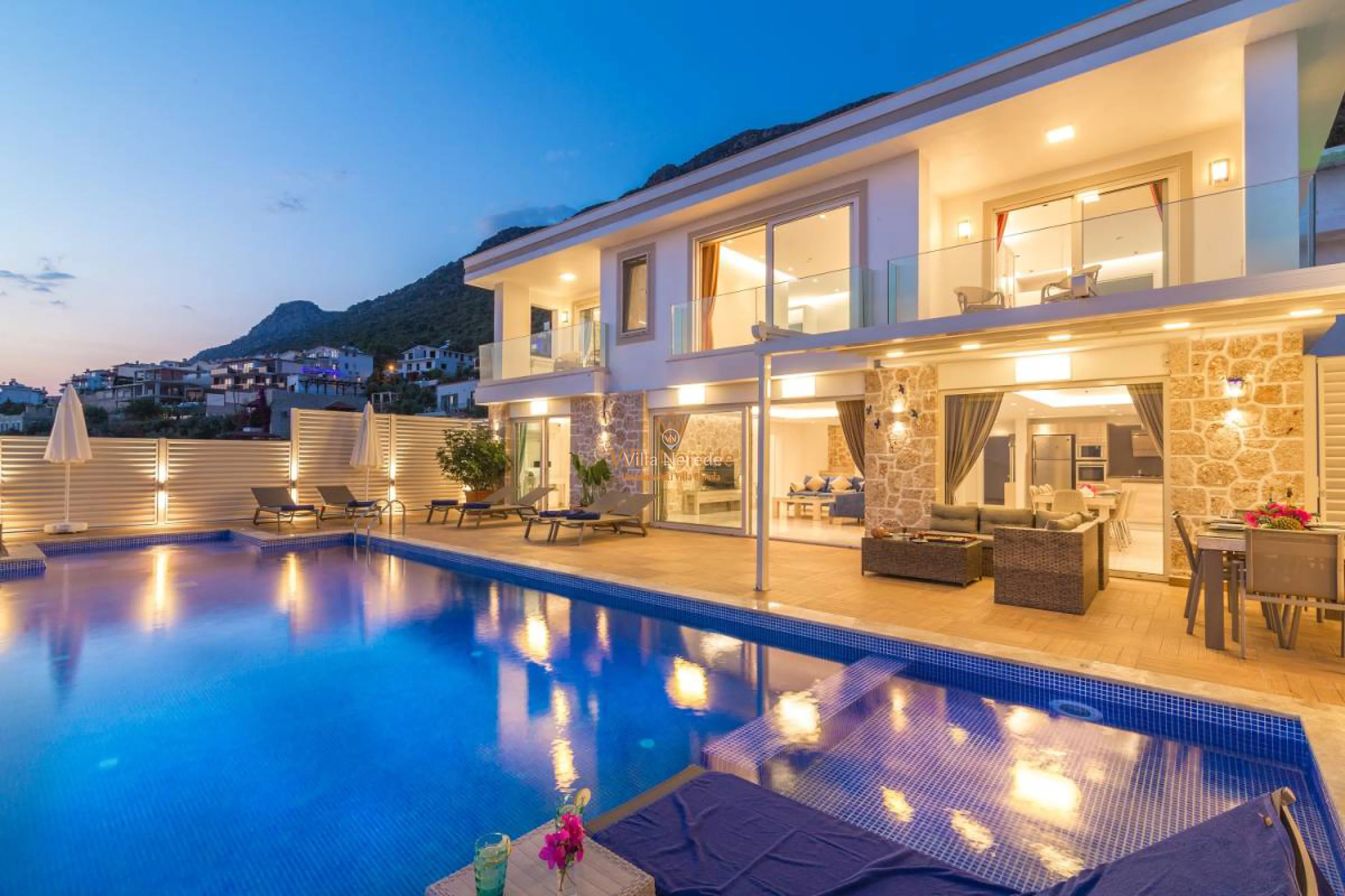 villa-la-mer-459634198-b.jpg