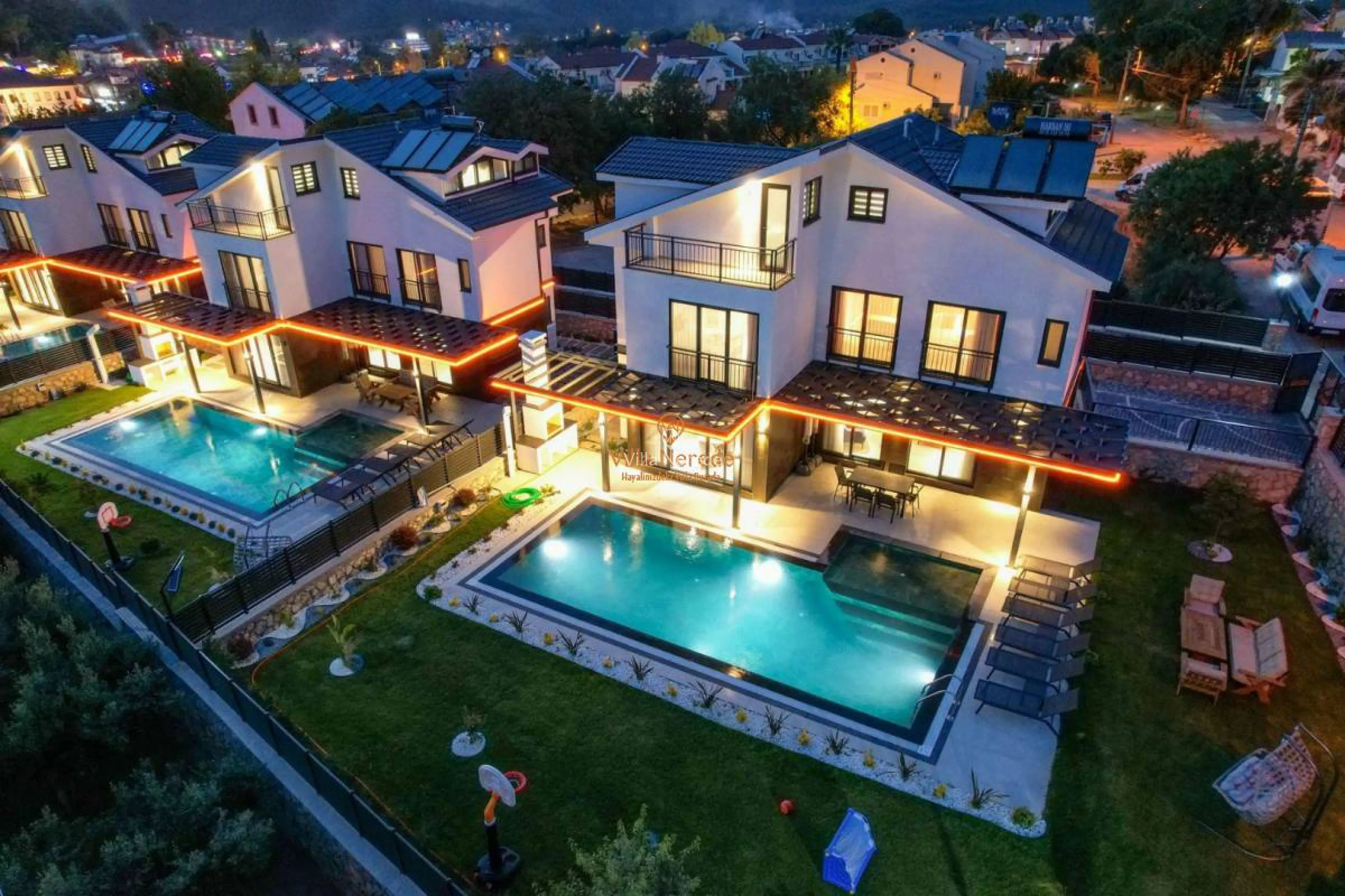 villa-luna-vista-3-2803950143-b.jpg