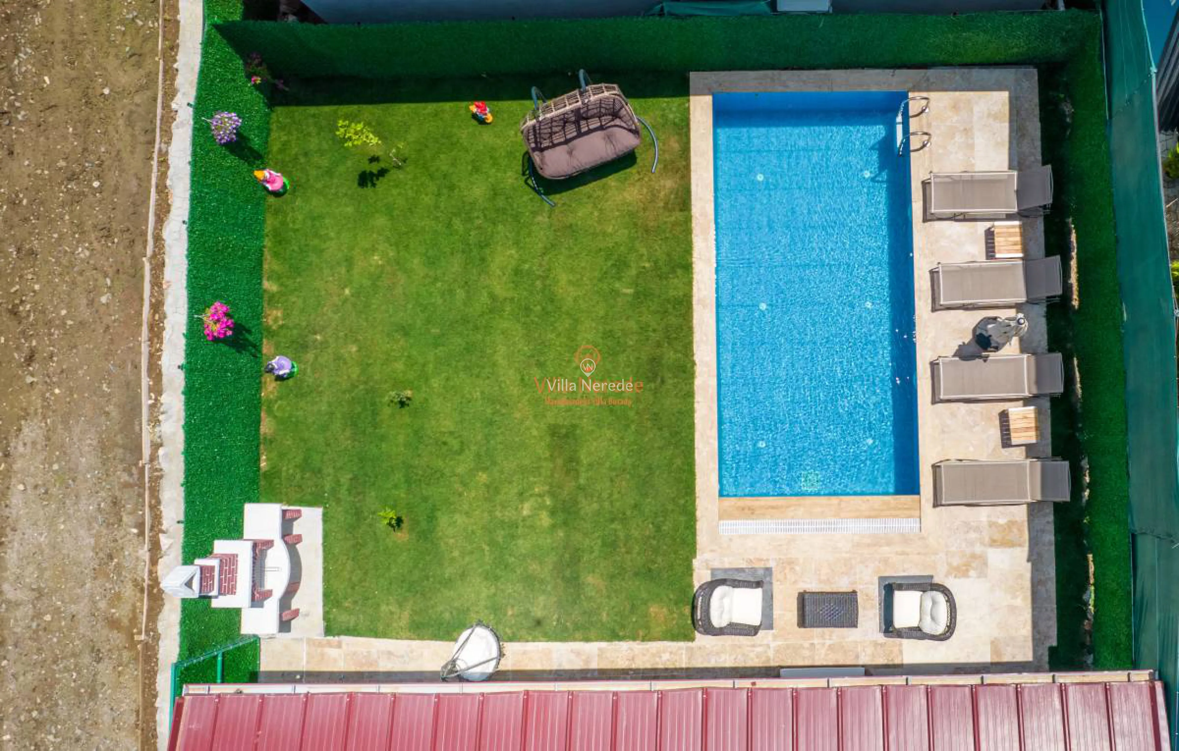villa-lupin-485190475-b.jpg