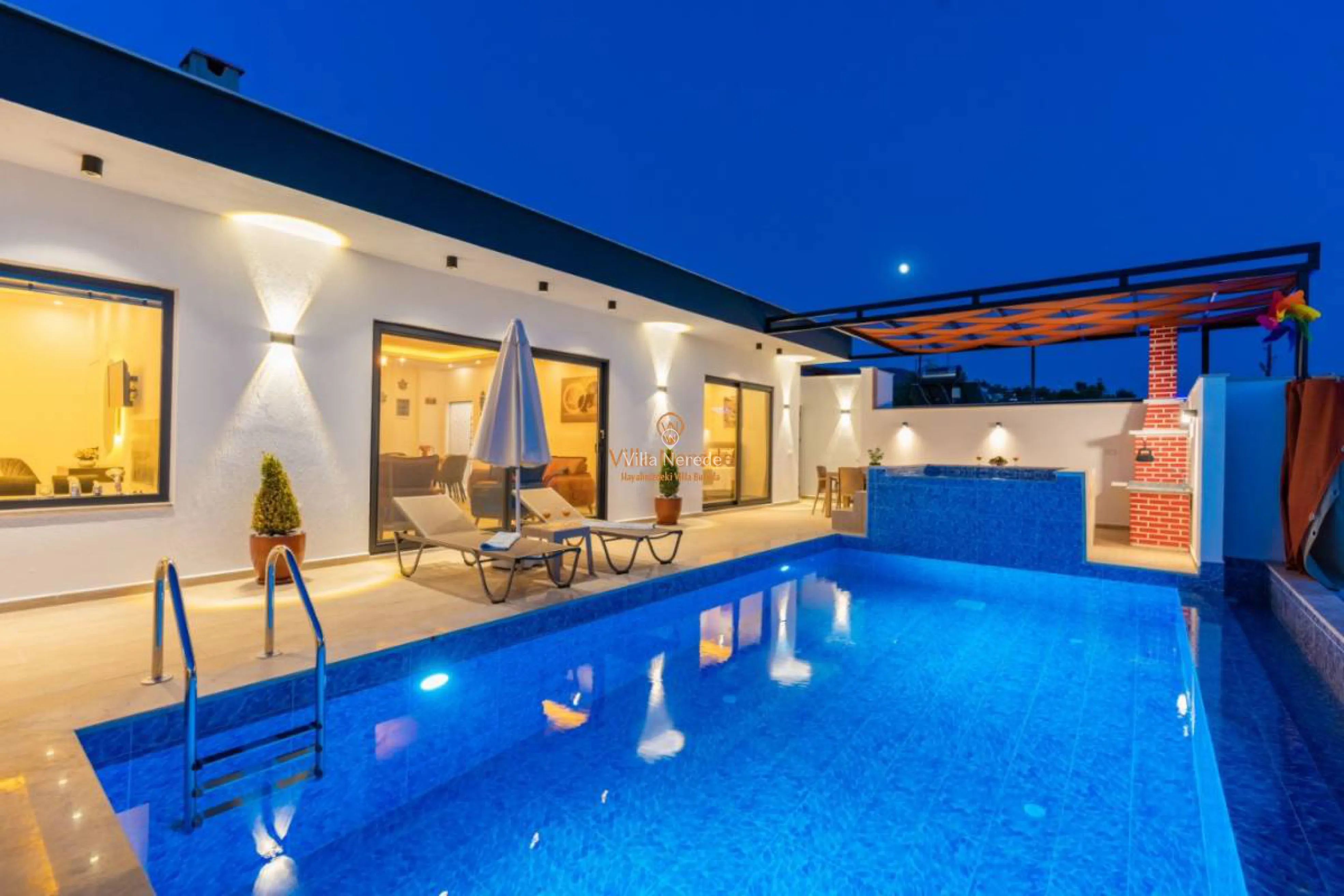 villa-milid-1028375299-b.jpg