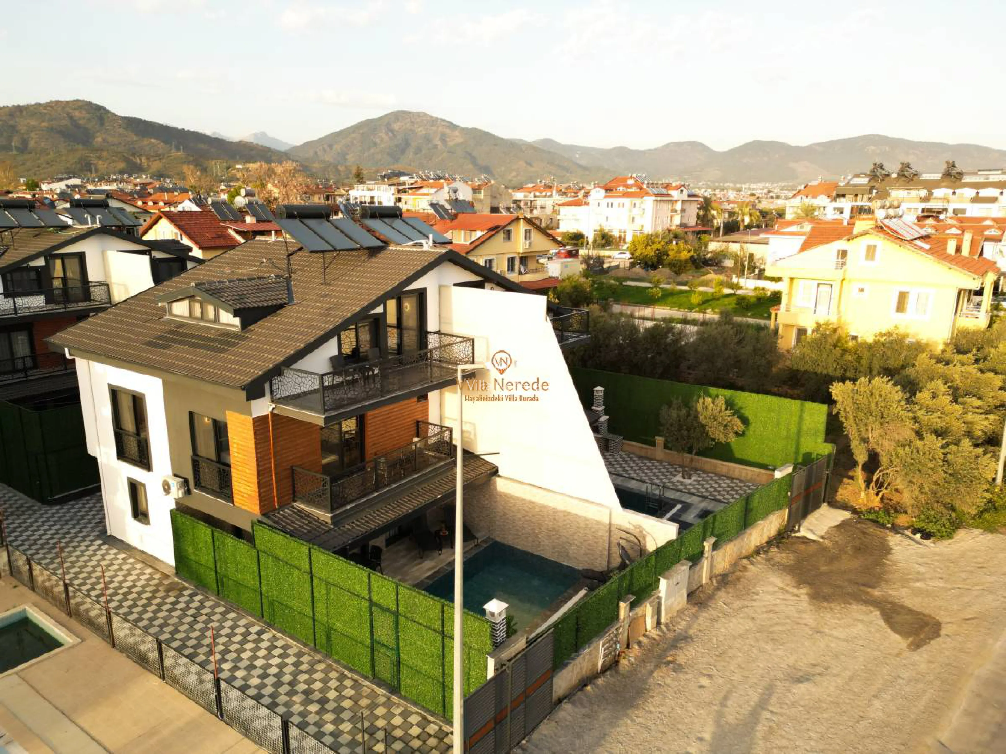 villa-moonfairy-2-131817334-b.jpg