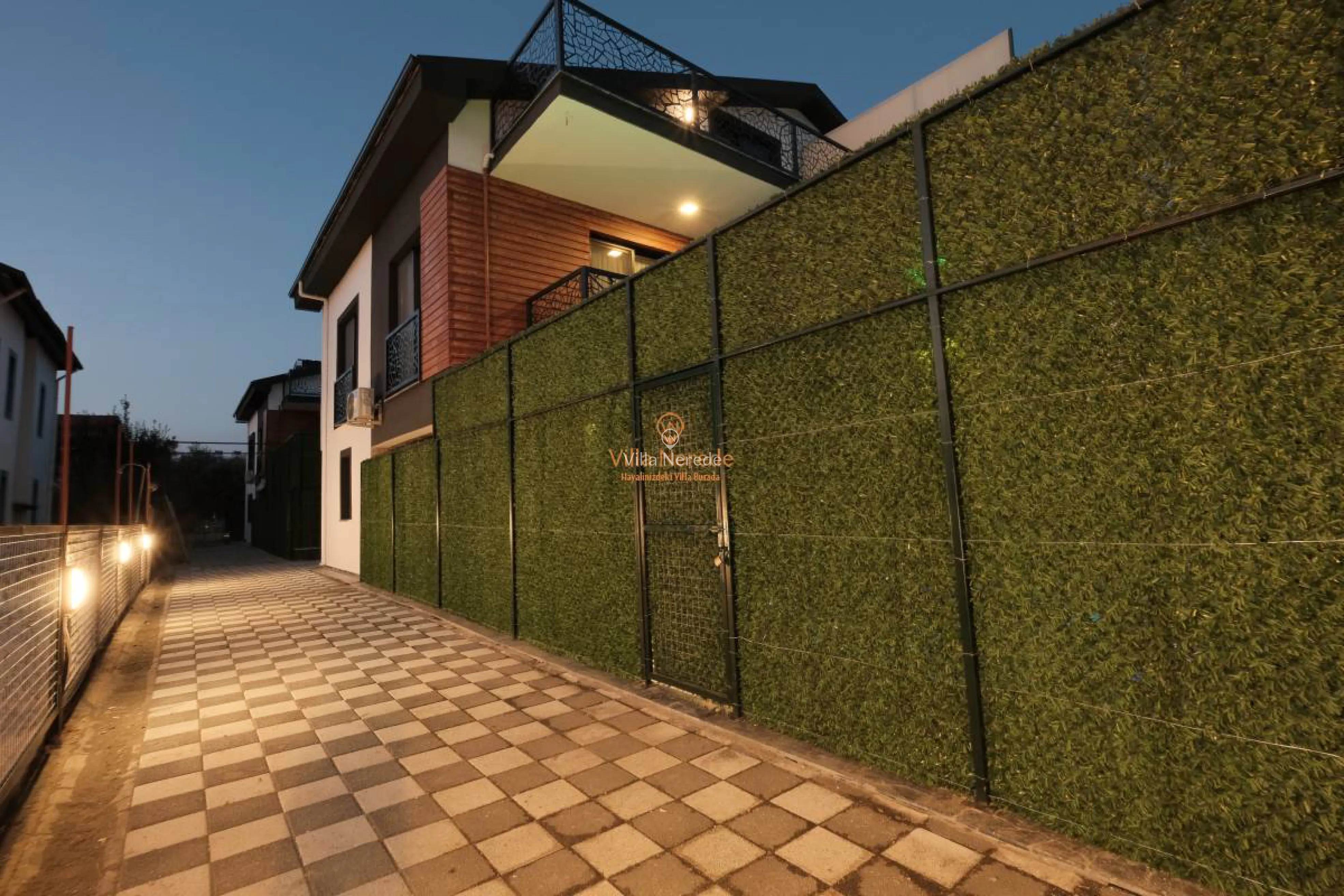 villa-moonfairy-2-537643652-b.jpg