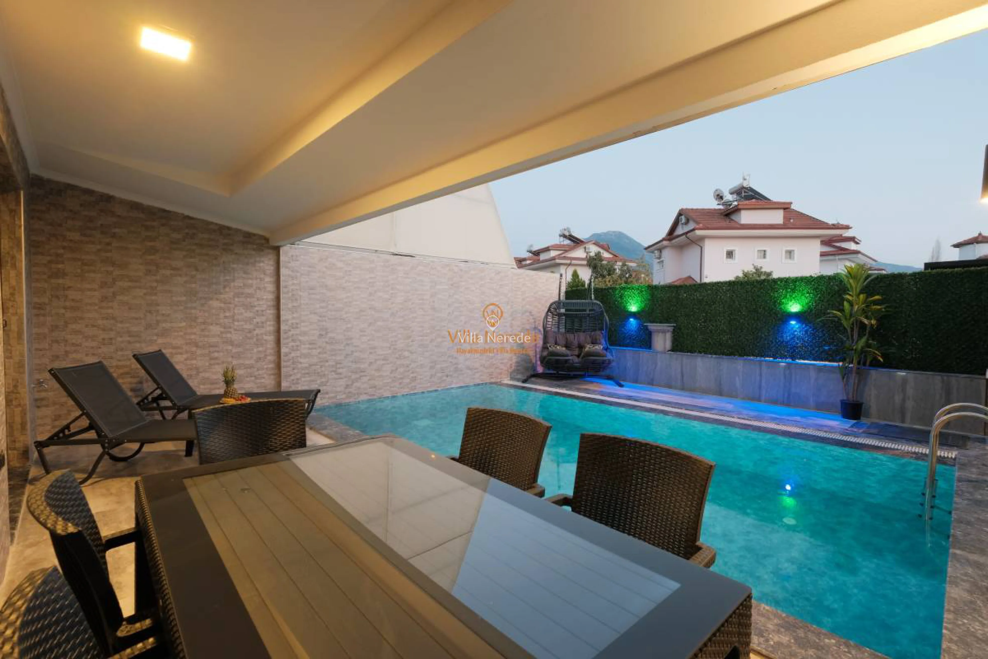 villa-moonfairy-2-552513062-b.jpg