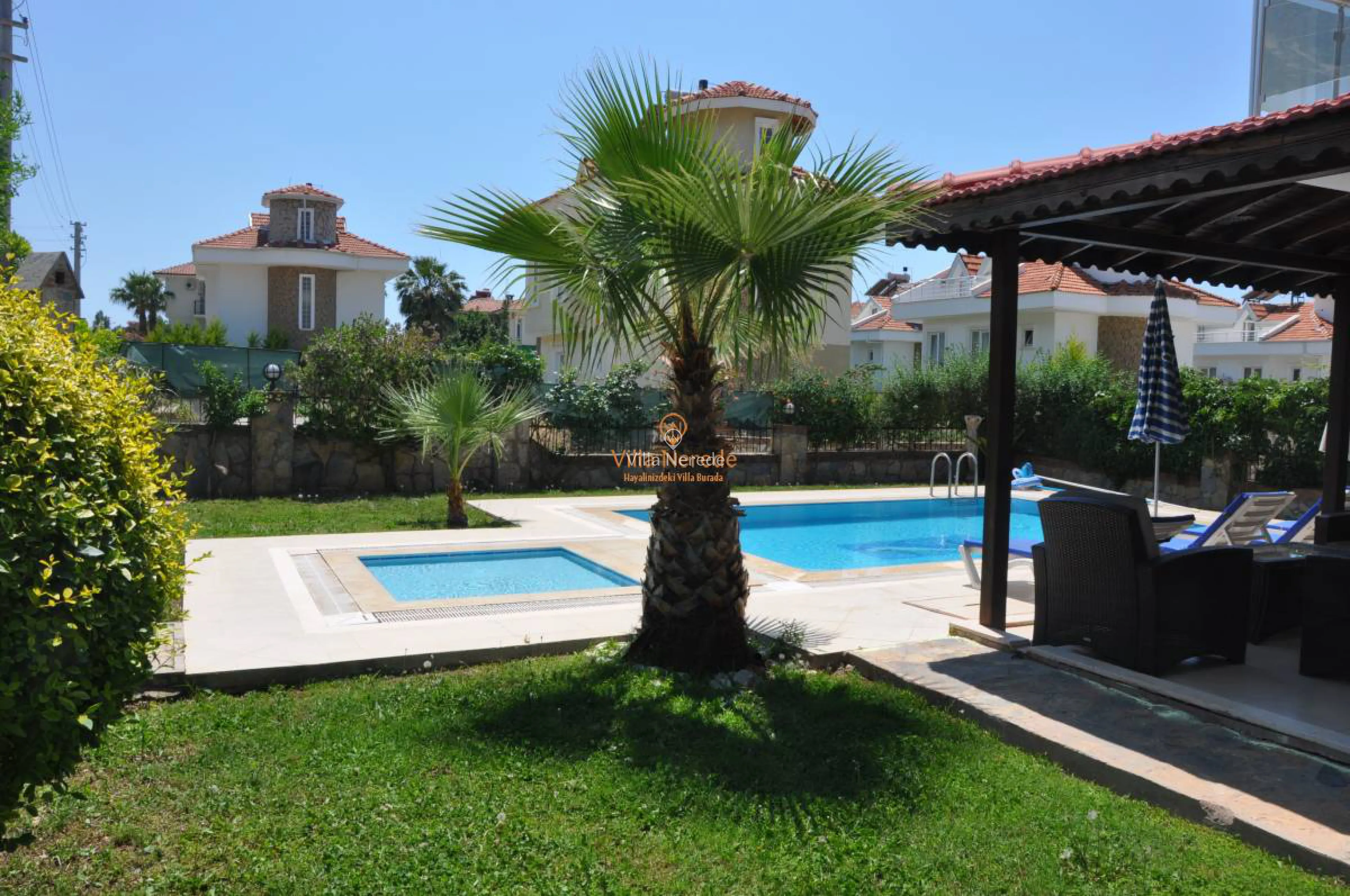 villa-mountain-view-962120969-b.jpg