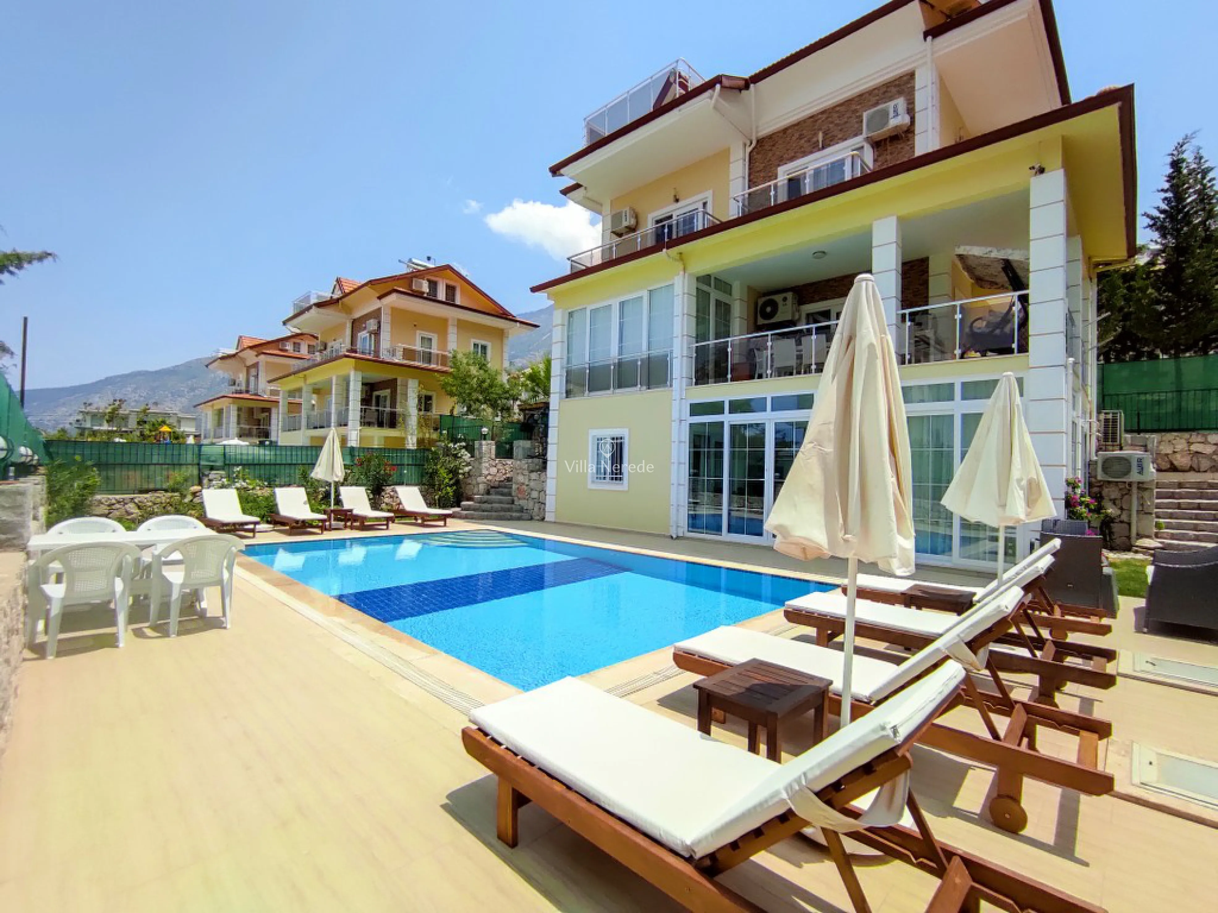 villa-nerede-villa-alphi-16_370.jpeg