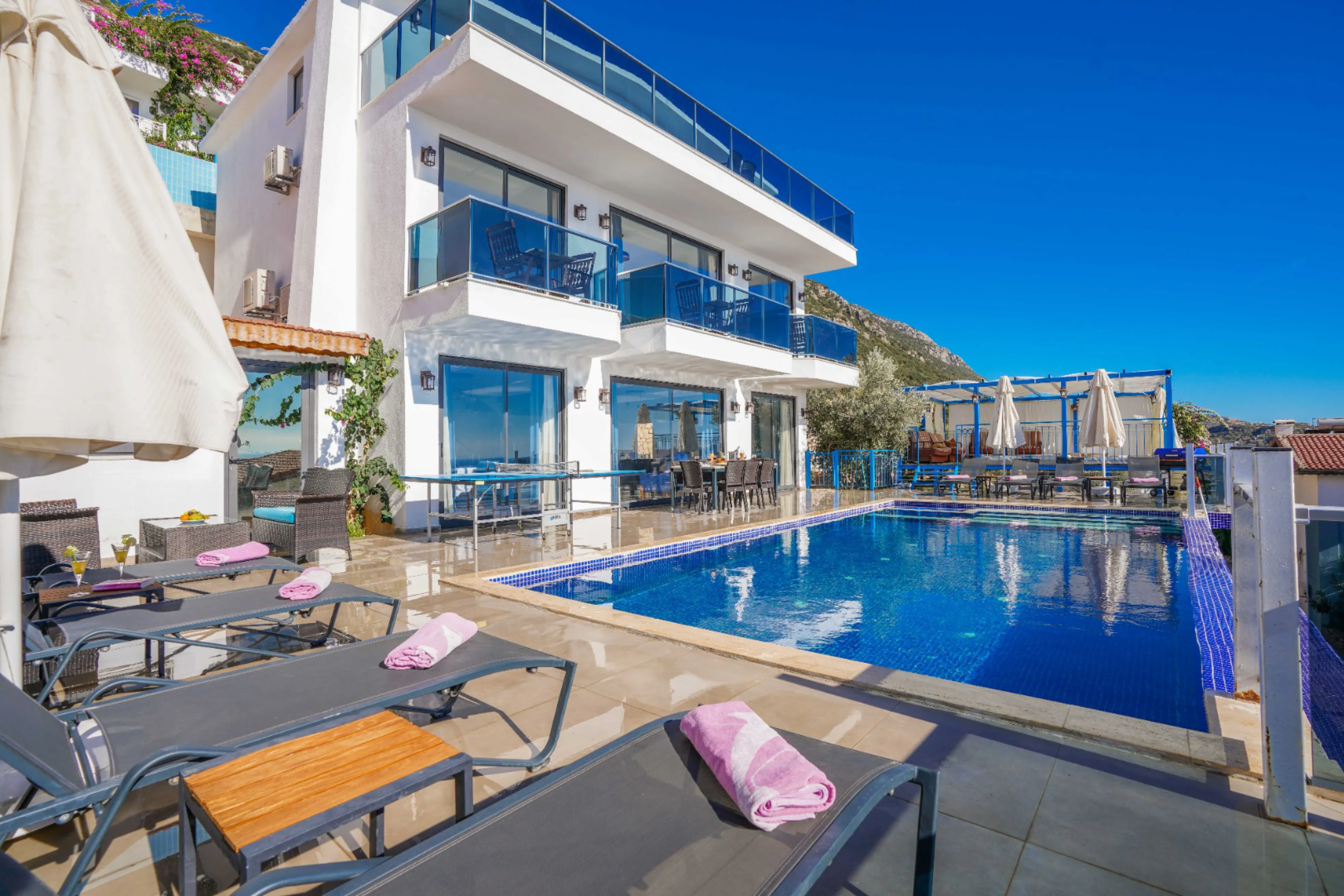 Villa Aurora 2