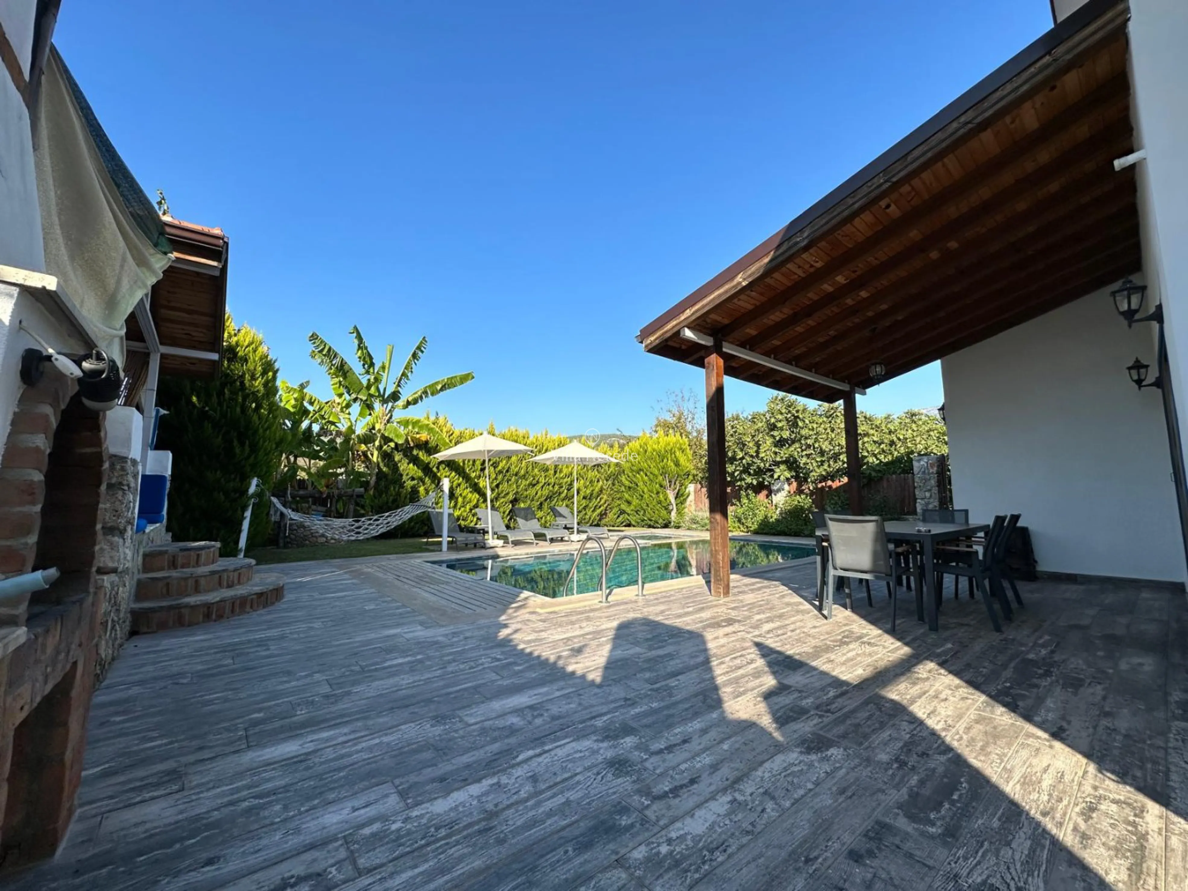 villa-nerede-villa-barbus-2-4_301.jpeg