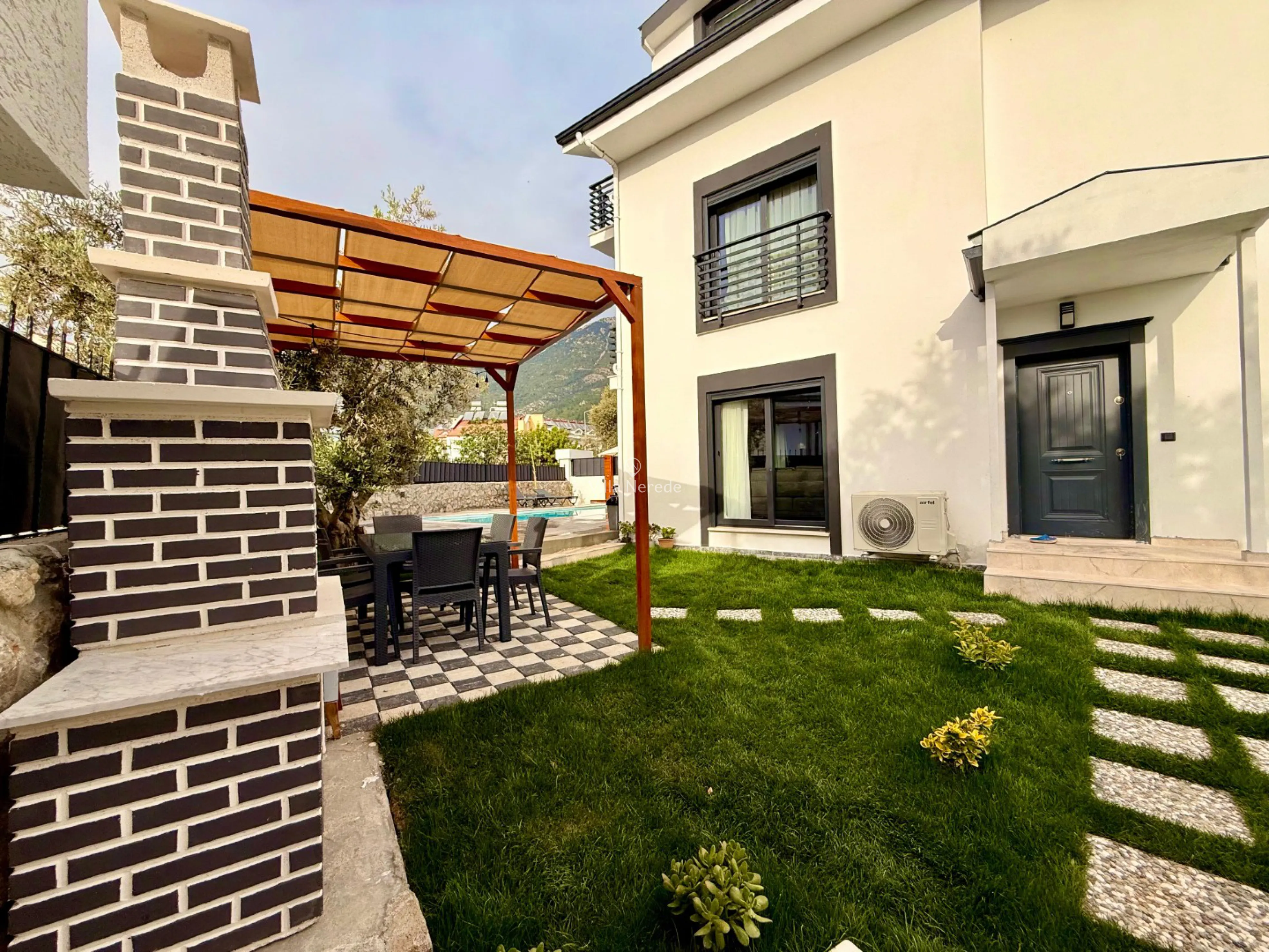 villa-nerede-villa-bee-a-16_873.jpeg