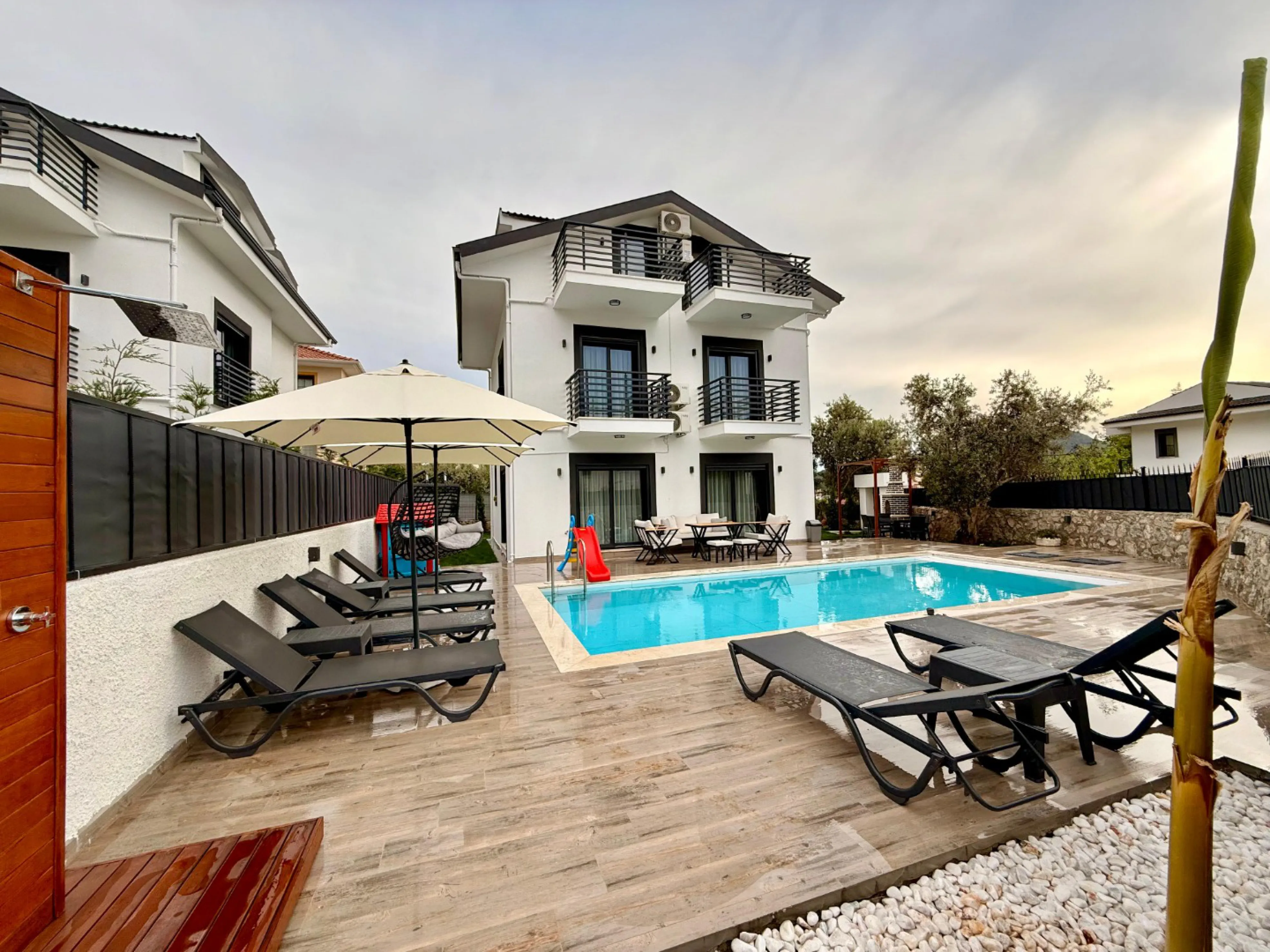 Villa Bee A