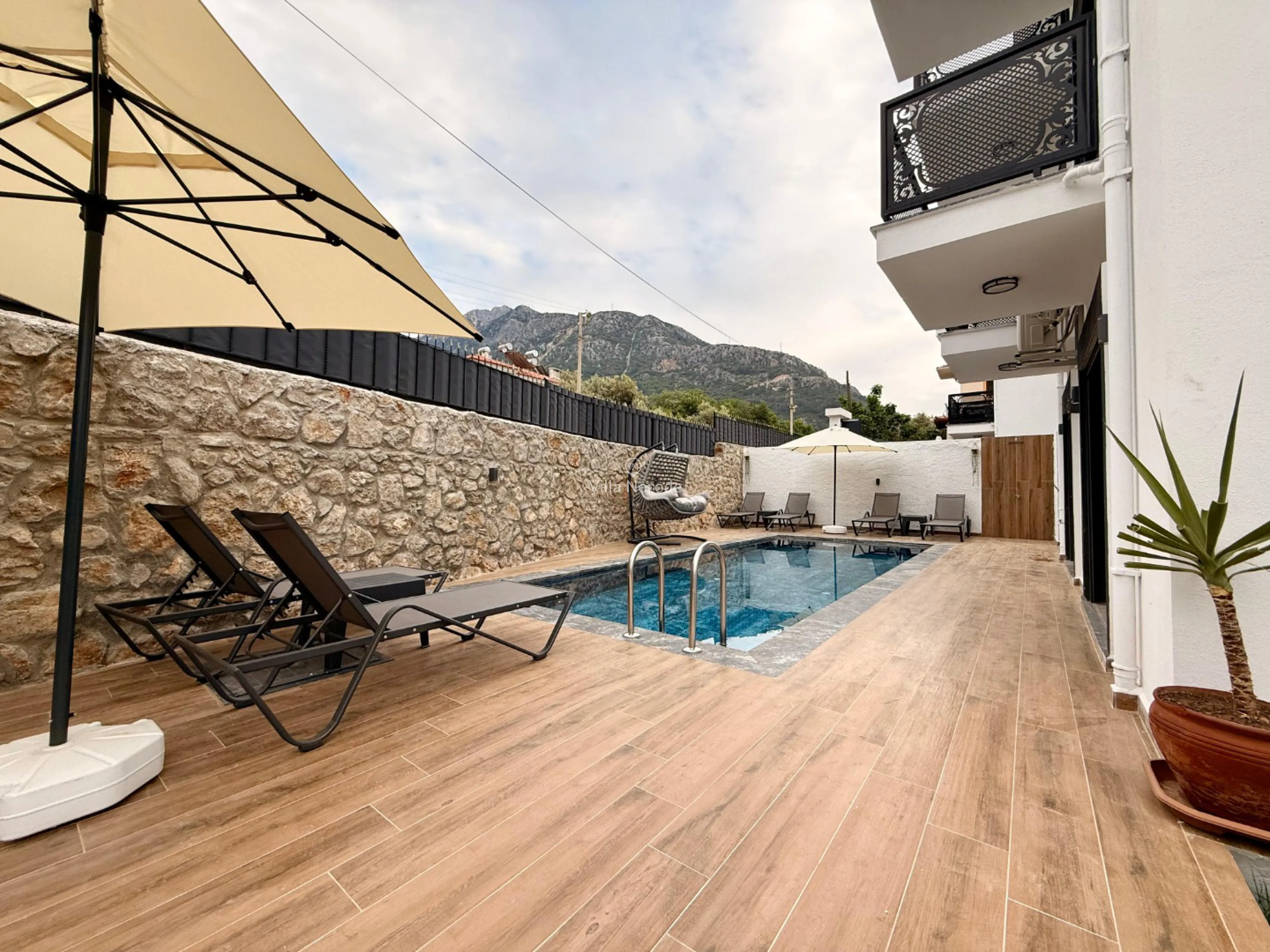 villa-nerede-villa-bee-c-6_967.jpg