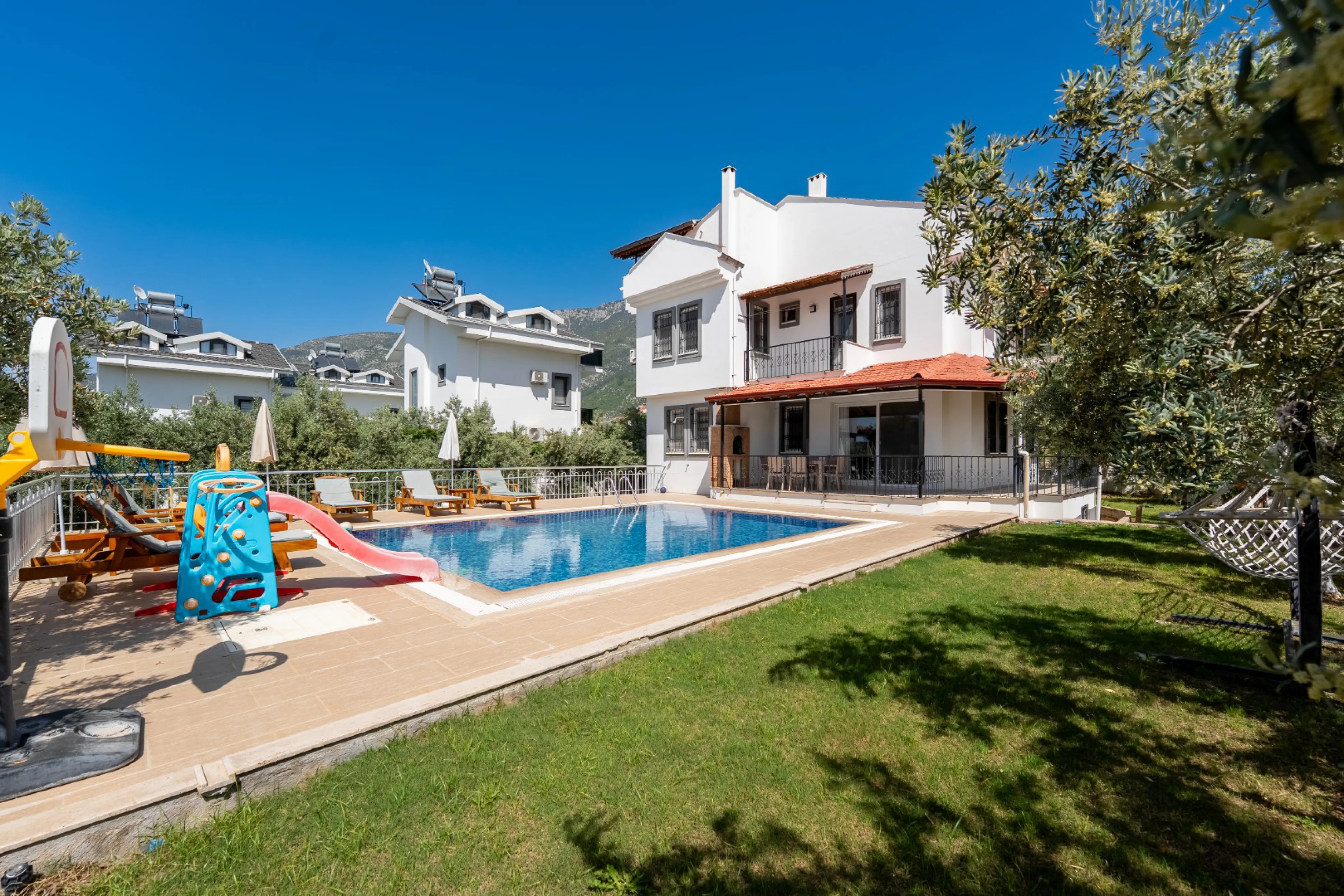 Villa Cihan - Plaja & Merkeze Yakın Kiralık Villa