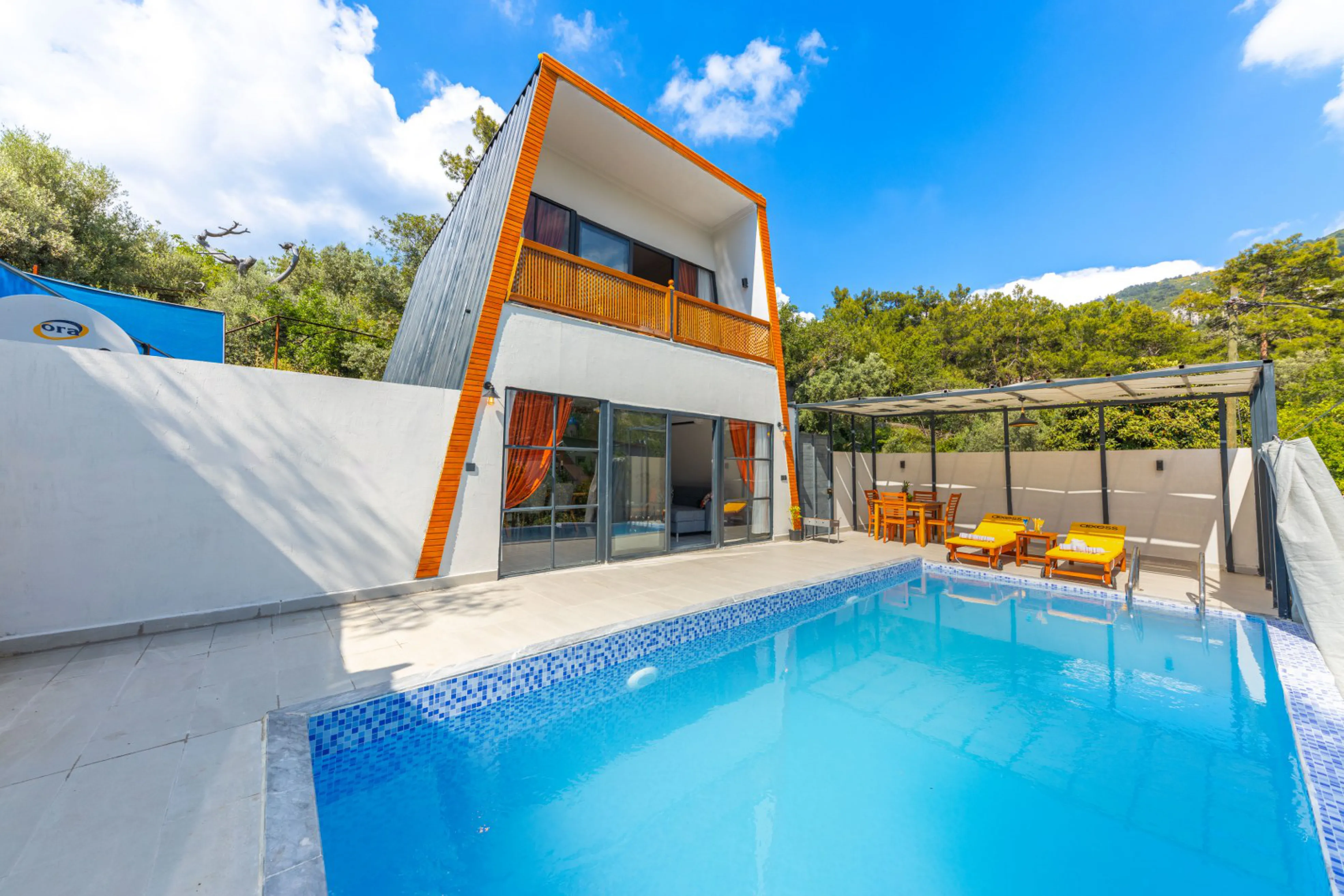 Villa Faust 1