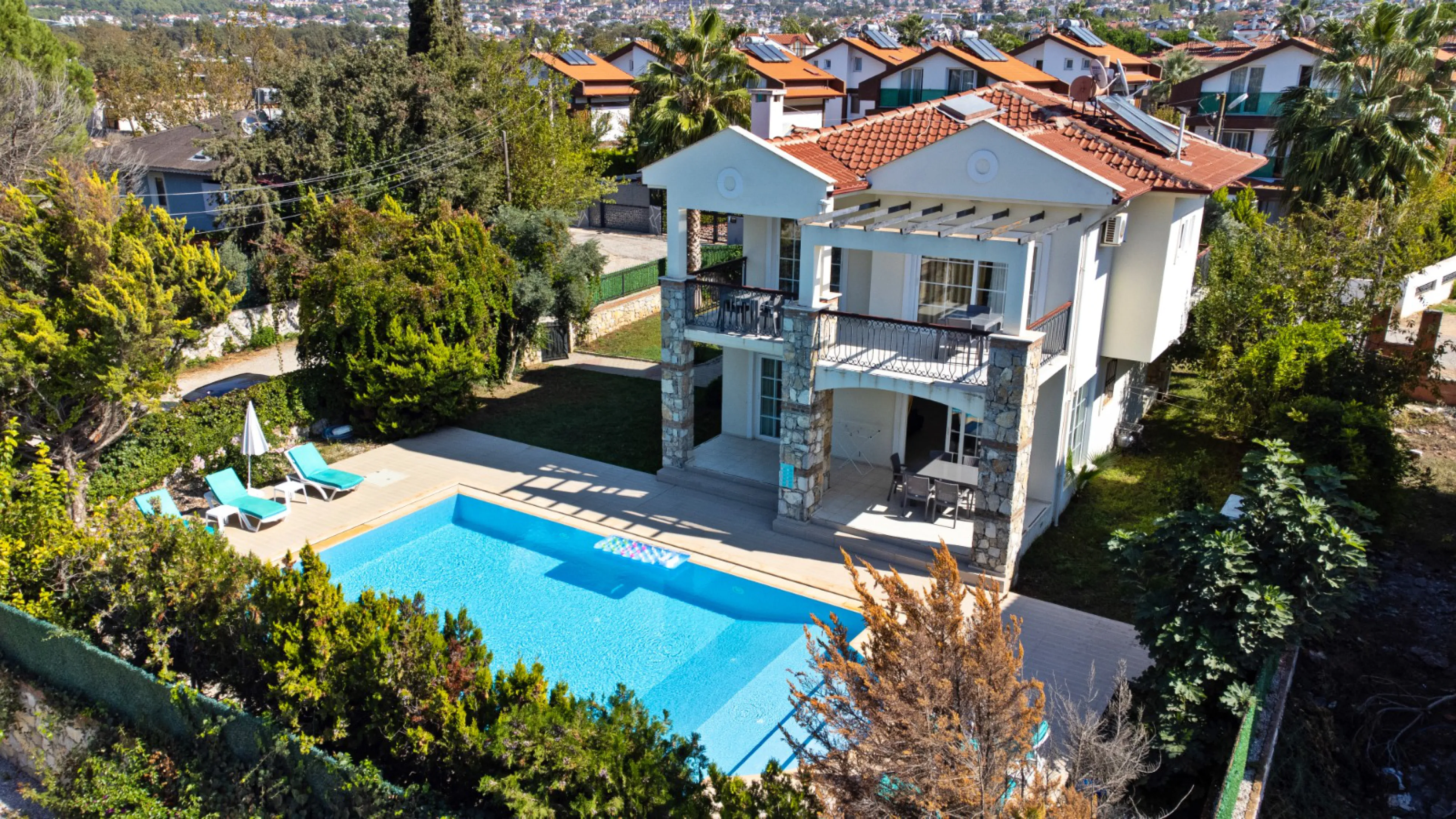 Villa Gold