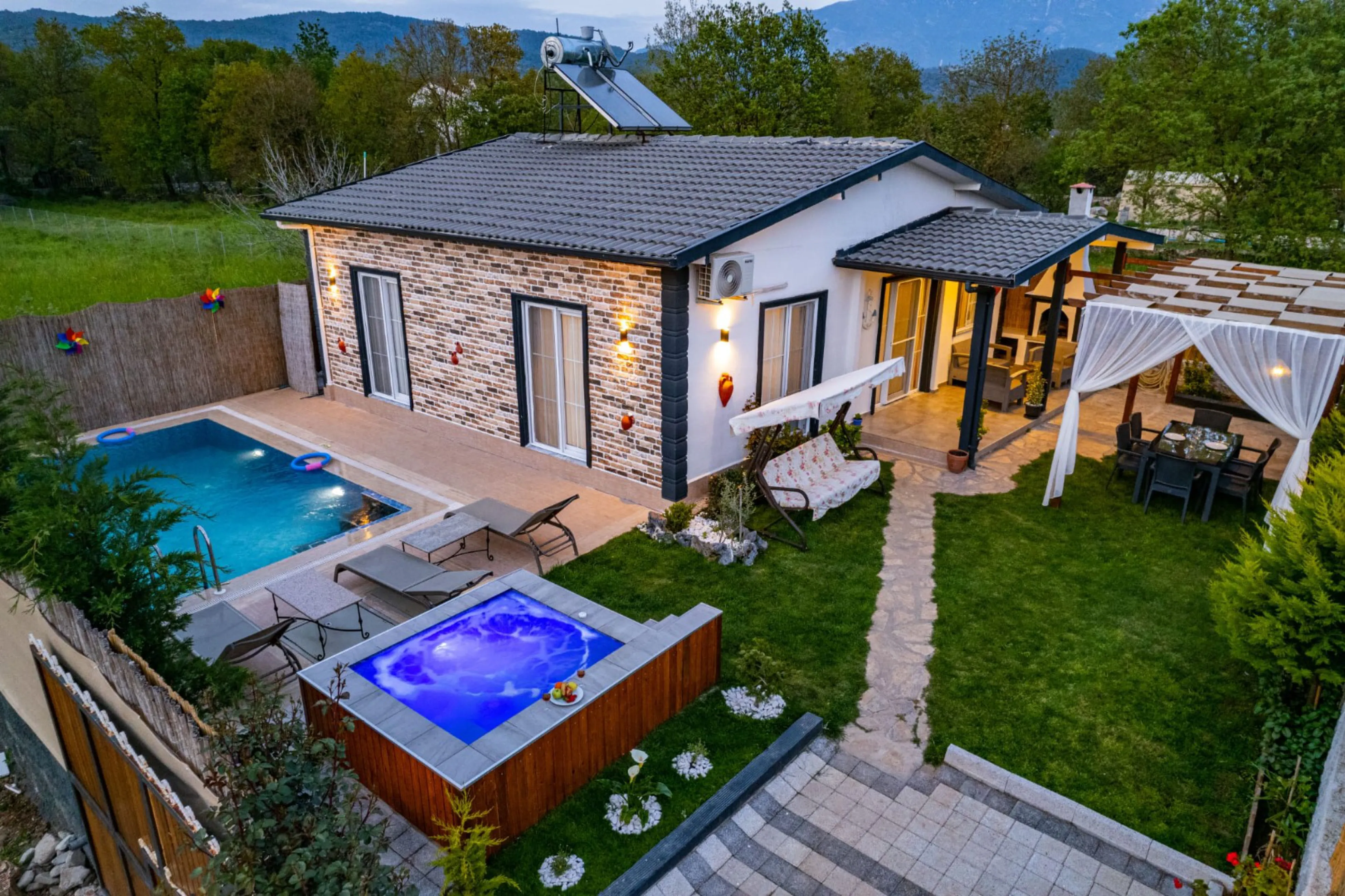 Villa İncila