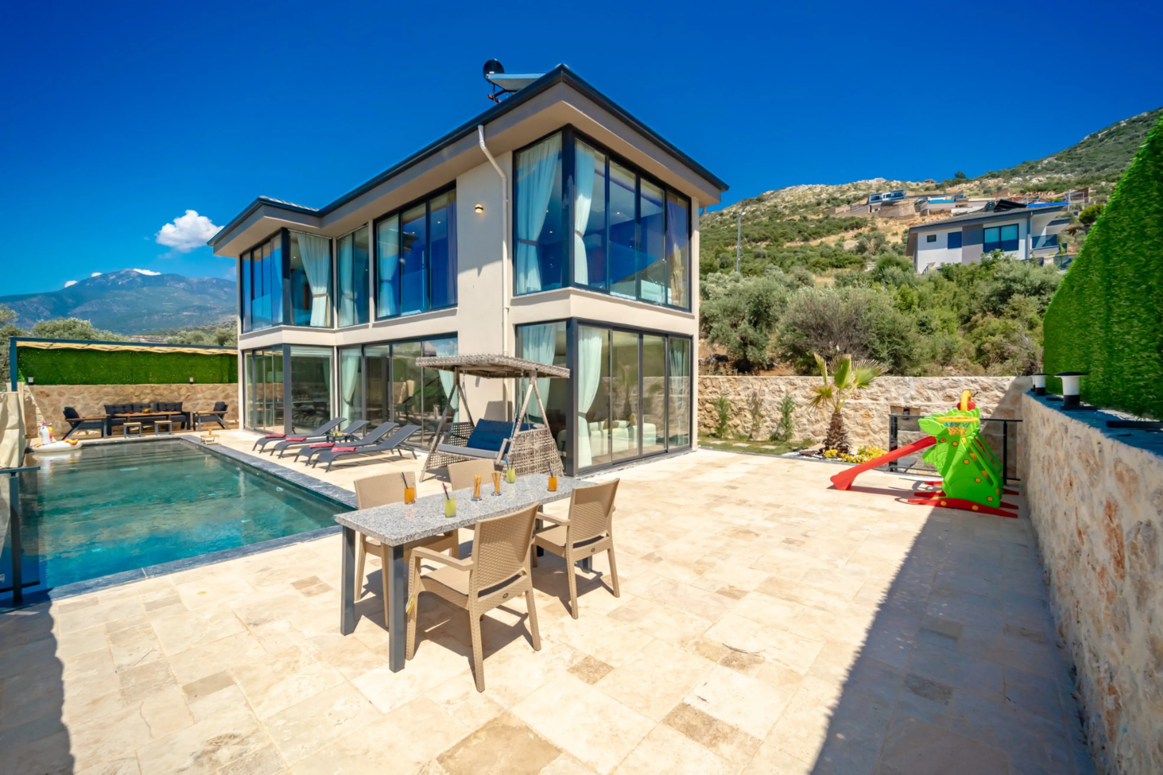 Villa Kolezyum Duo