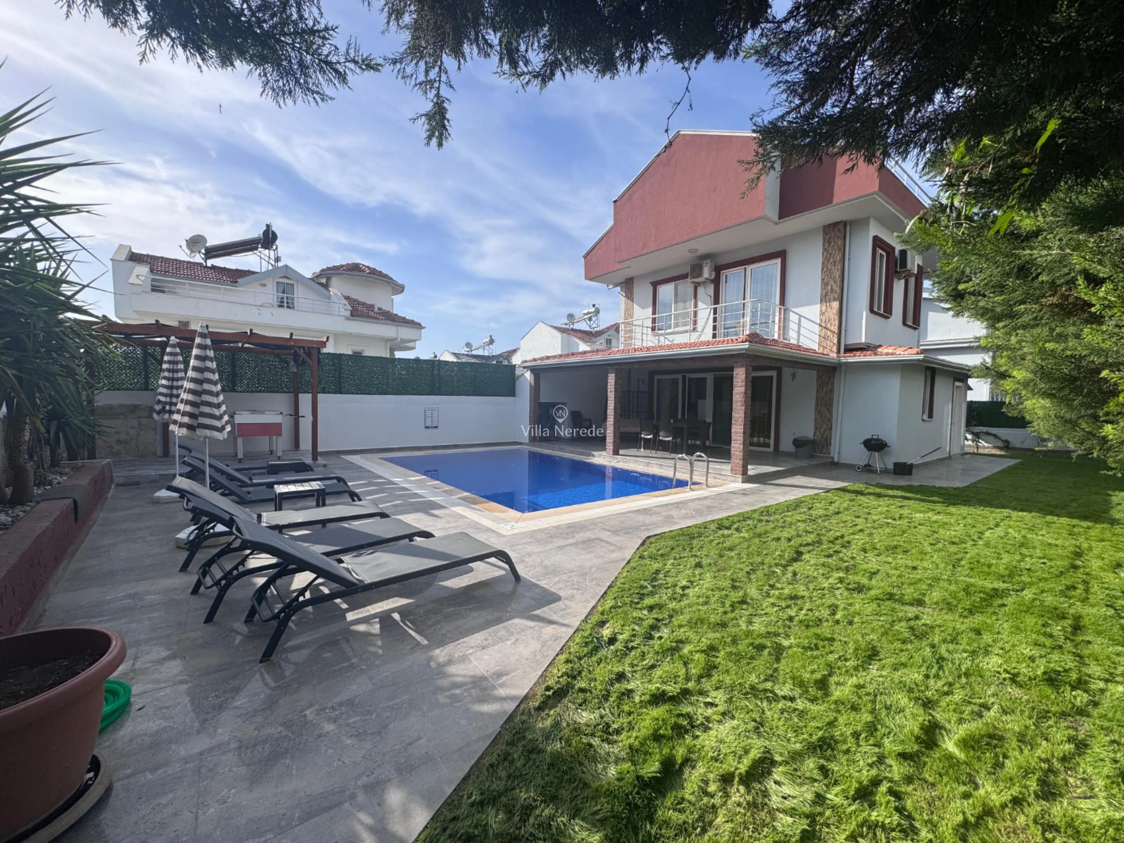 Villa Lavin 1