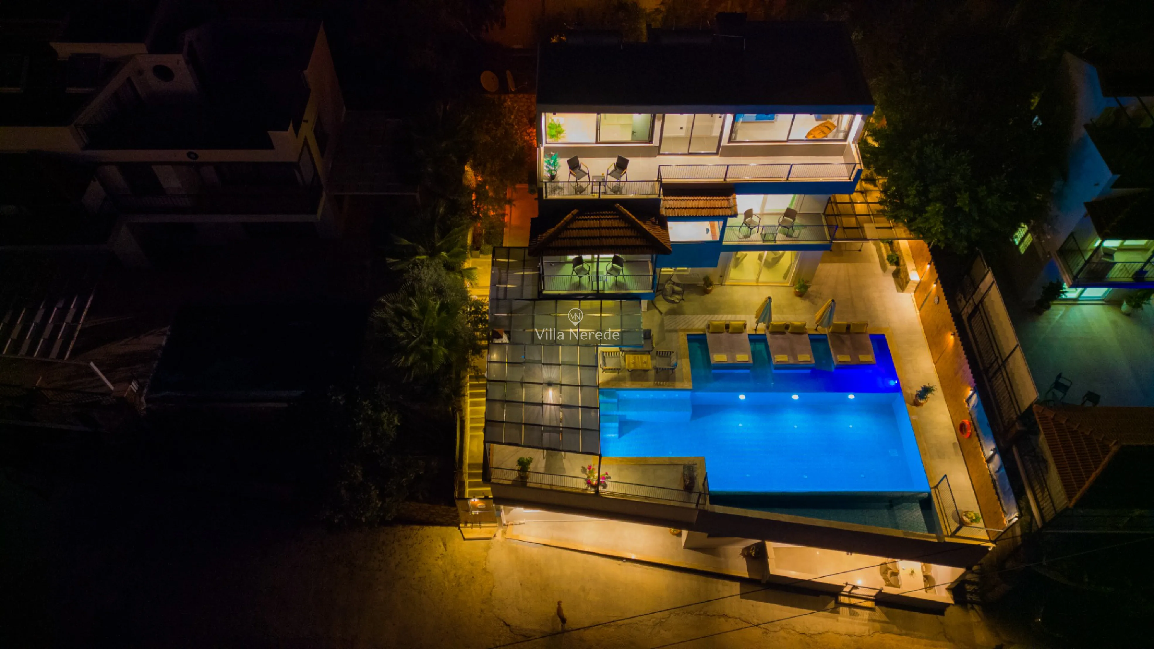 villa-nerede-villa-lucky-villa-deniz-manzarali-6_573.jpg