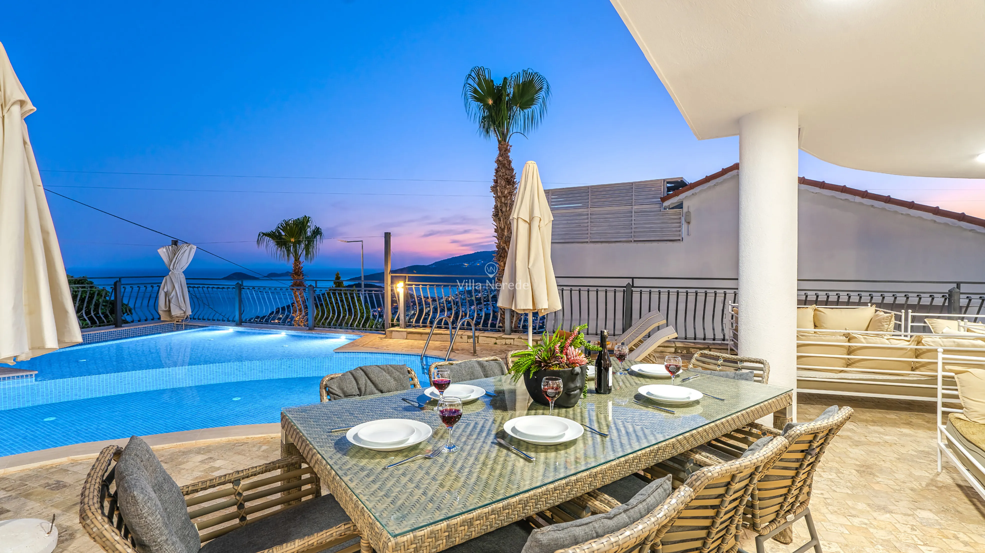 villa-nerede-villa-luxery-beyaz-23_41.jpg