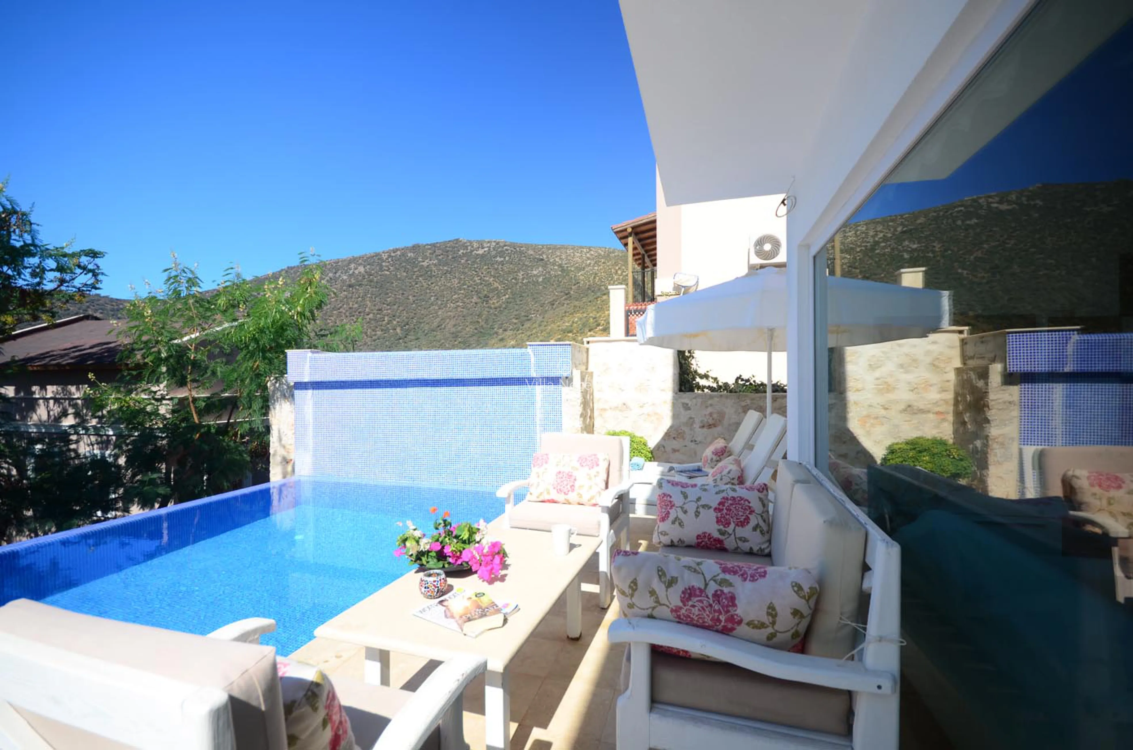 villa-nerede-villa-luxery-ruzgar-23_981.jpg