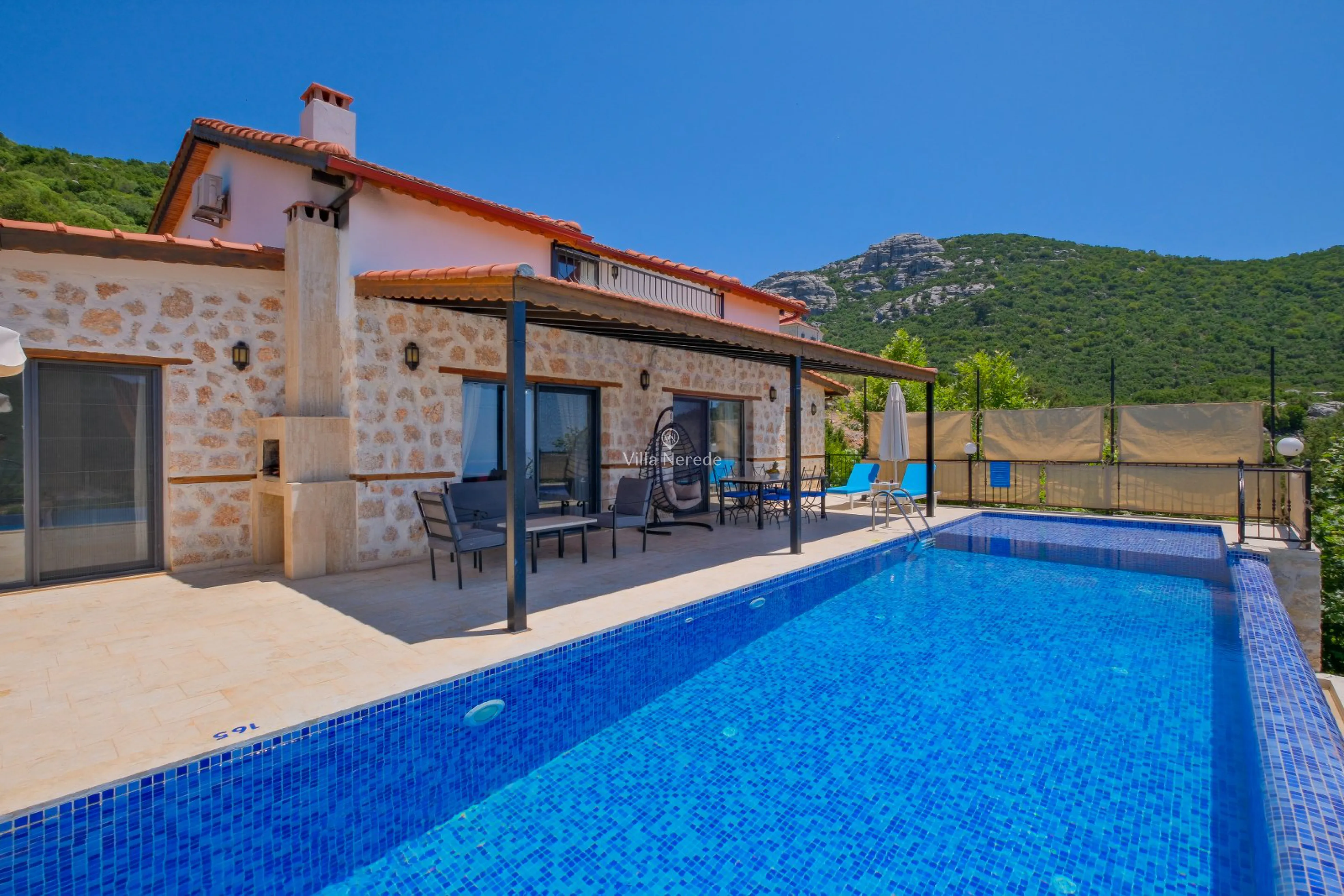 villa-nerede-villa-nazlim-1-23_886.jpg
