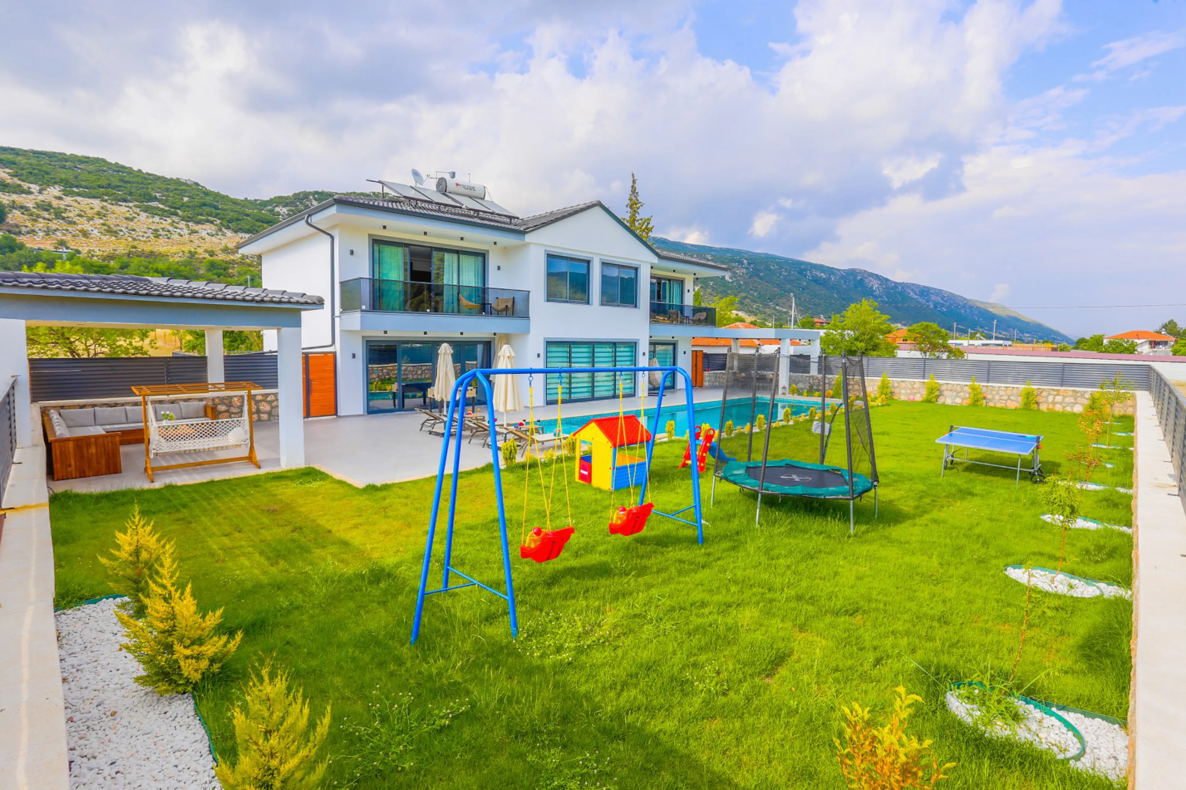 Villa Saraylı