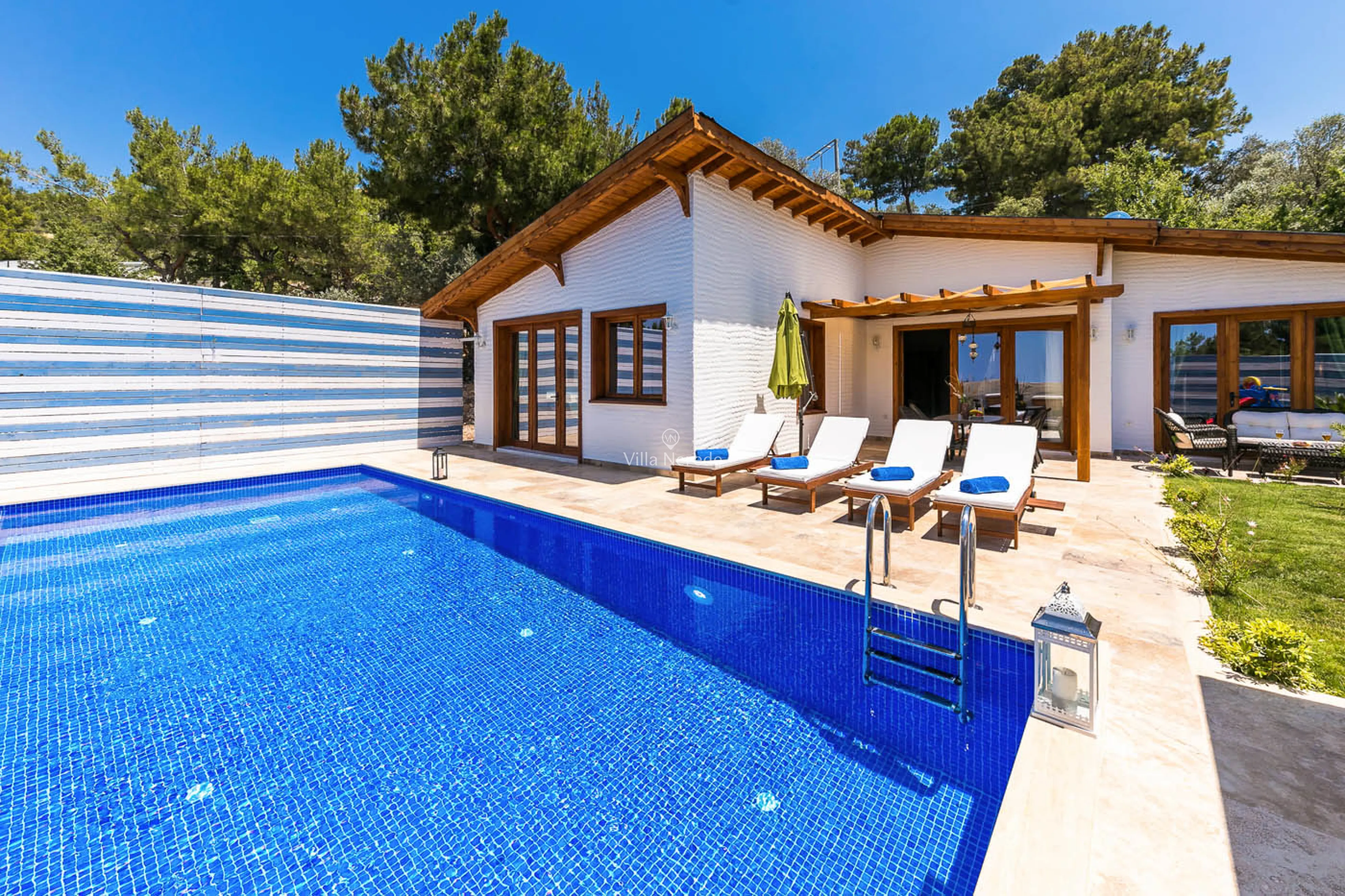 villa-nerede-villa-sunny-2-19_214.jpg